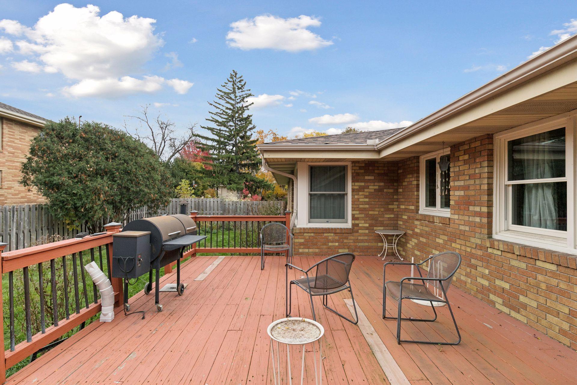 2079 Upper Saint Dennis Road