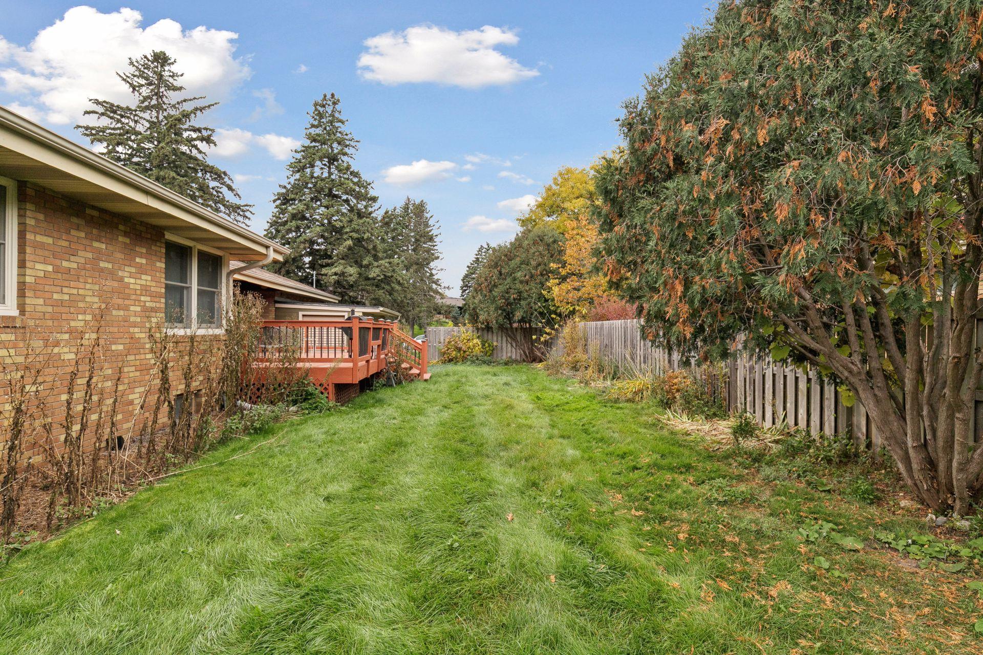 2079 Upper Saint Dennis Road