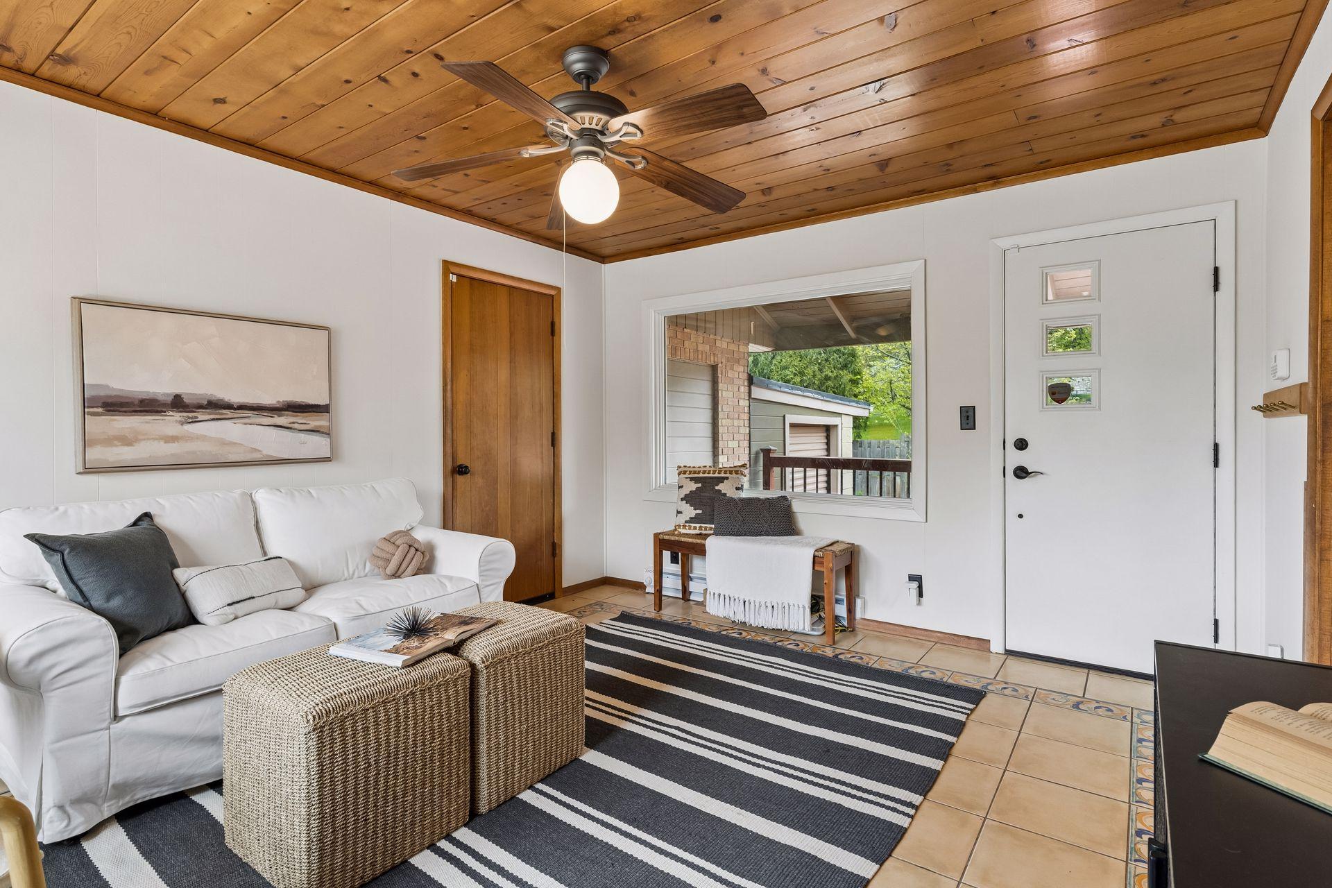 2079 Upper Saint Dennis Road