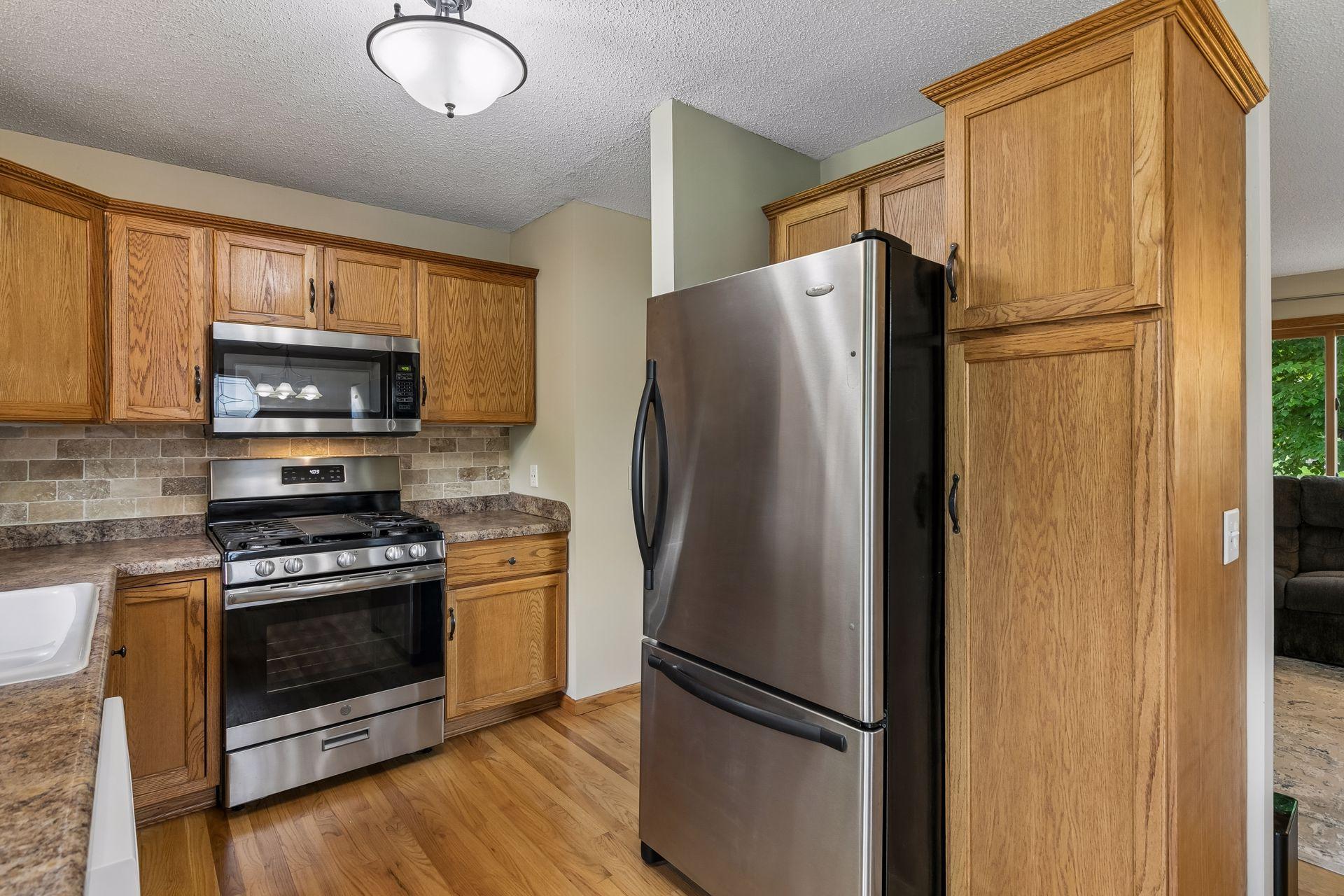 4738 W Wind Trail
