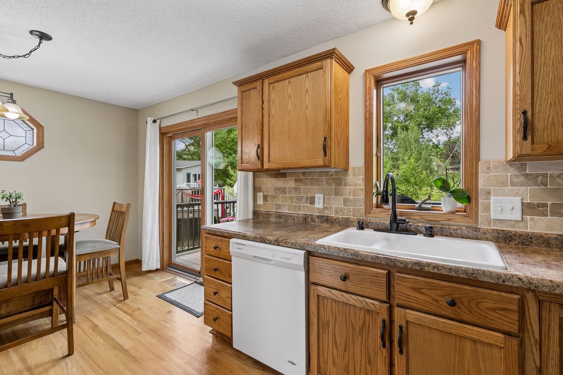 4738 W Wind Trail
