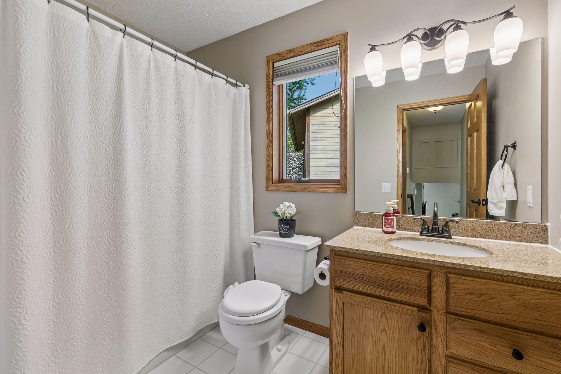 4738 W Wind Trail