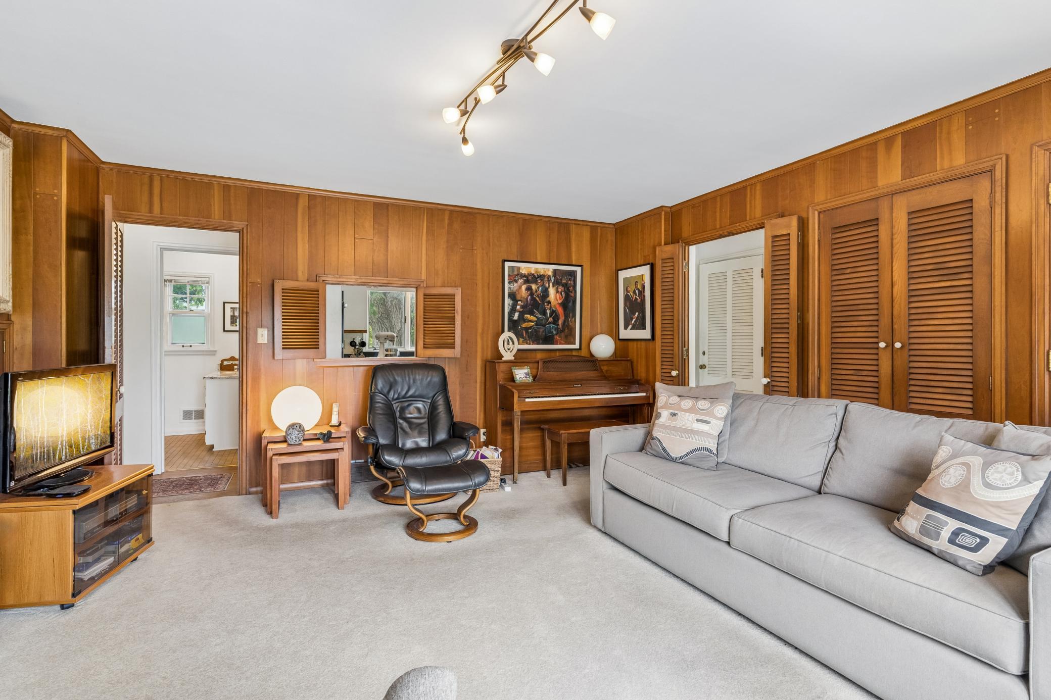 1605 Edgcumbe Road