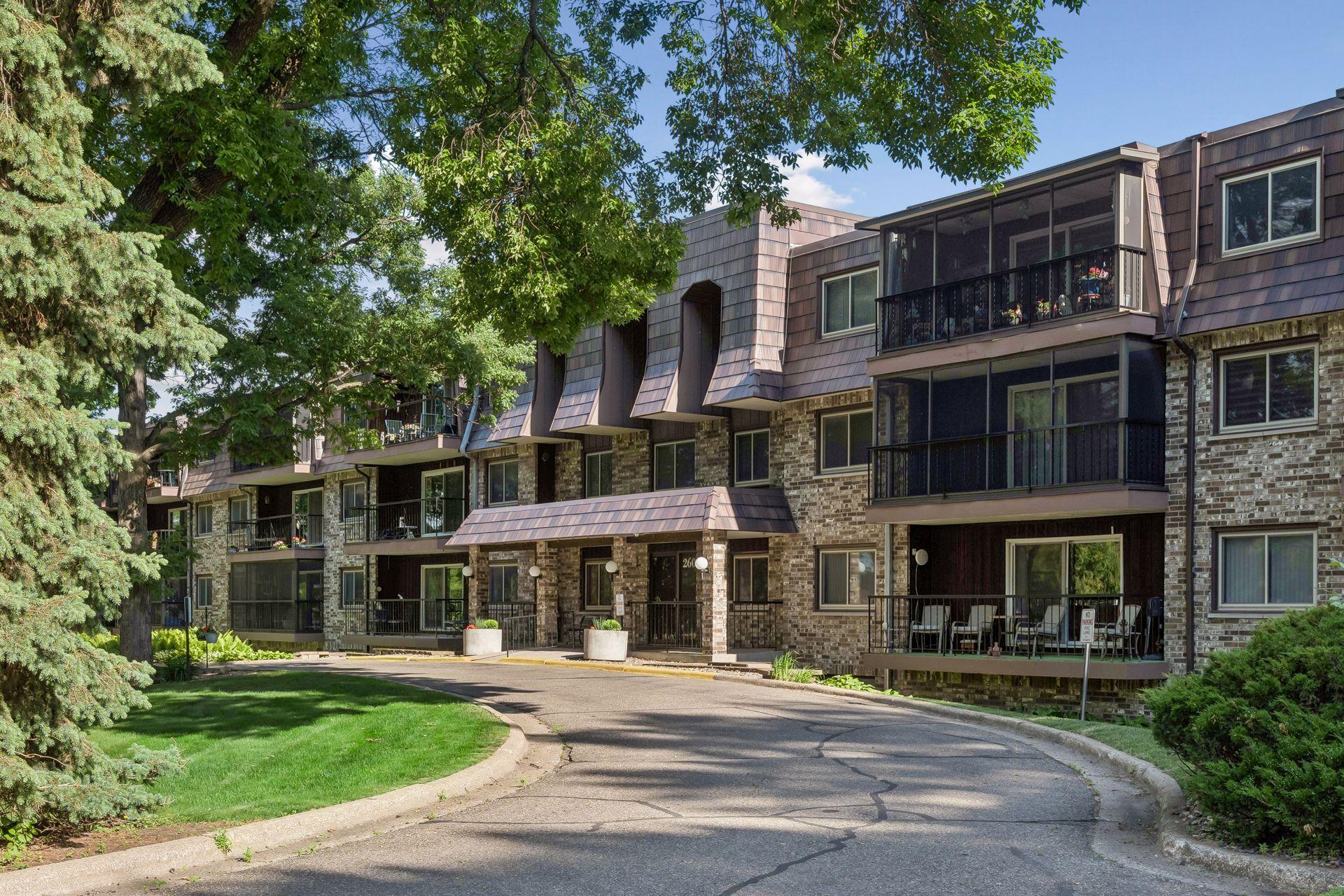 260 Westview Drive Unit: 108