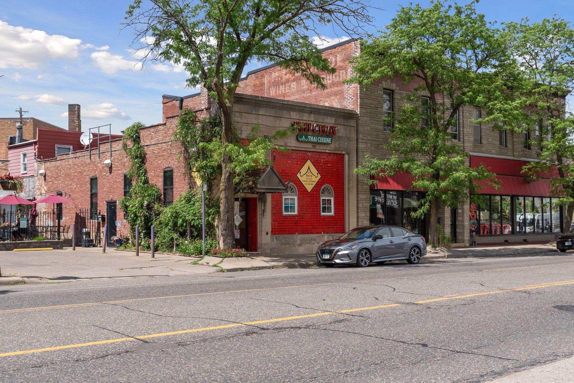 965 7th Street W