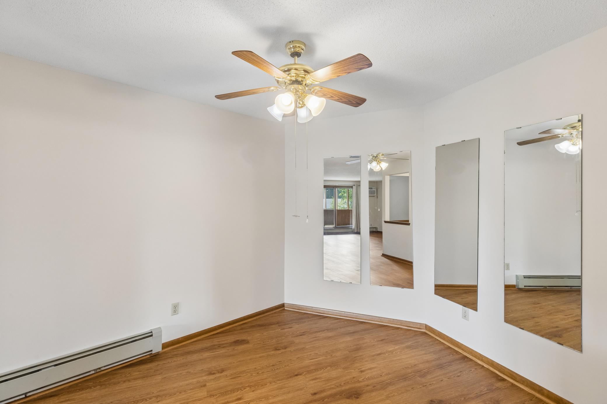 1034 Cleveland Avenue S Unit: 105