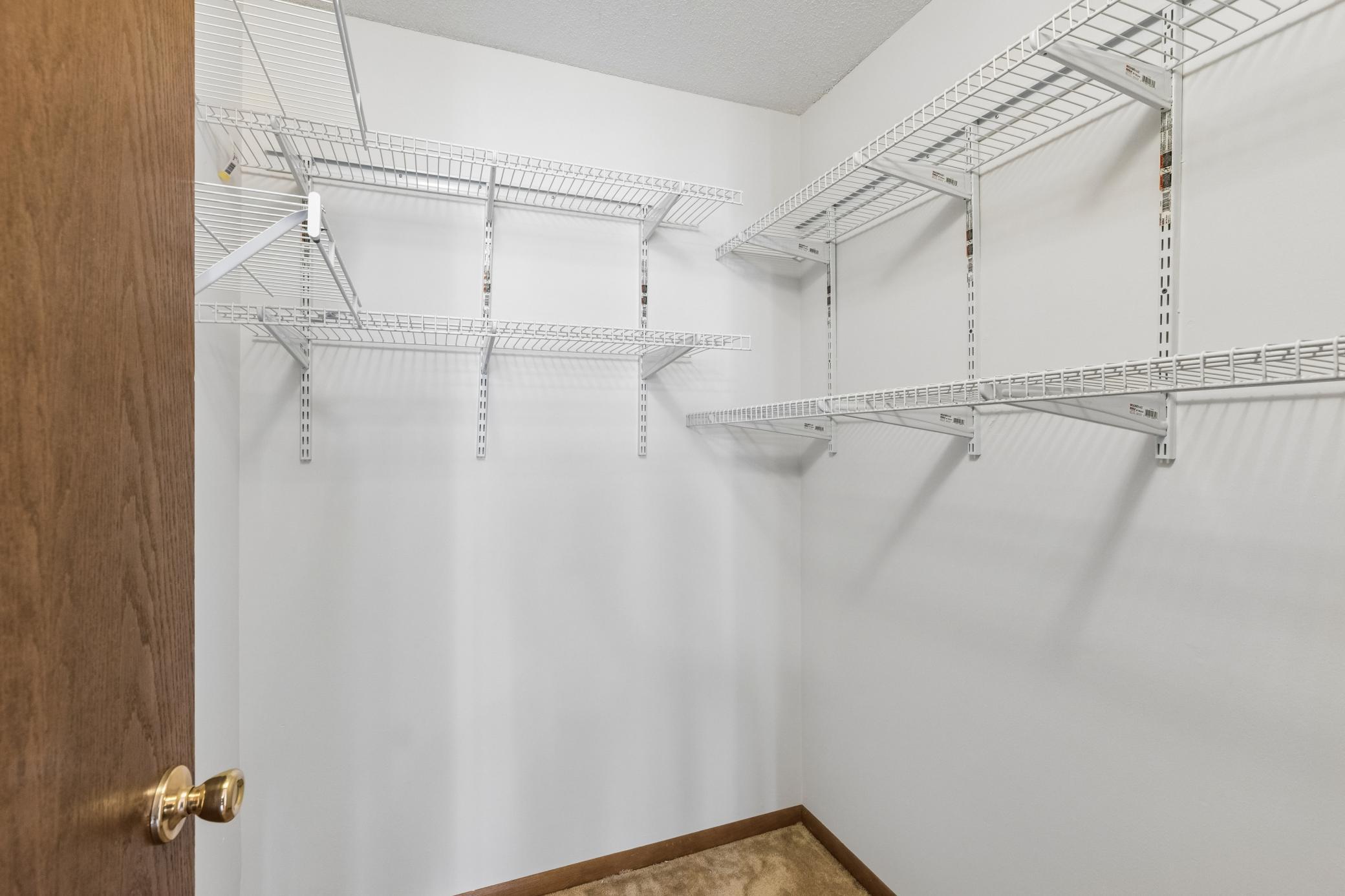 1034 Cleveland Avenue S Unit: 105