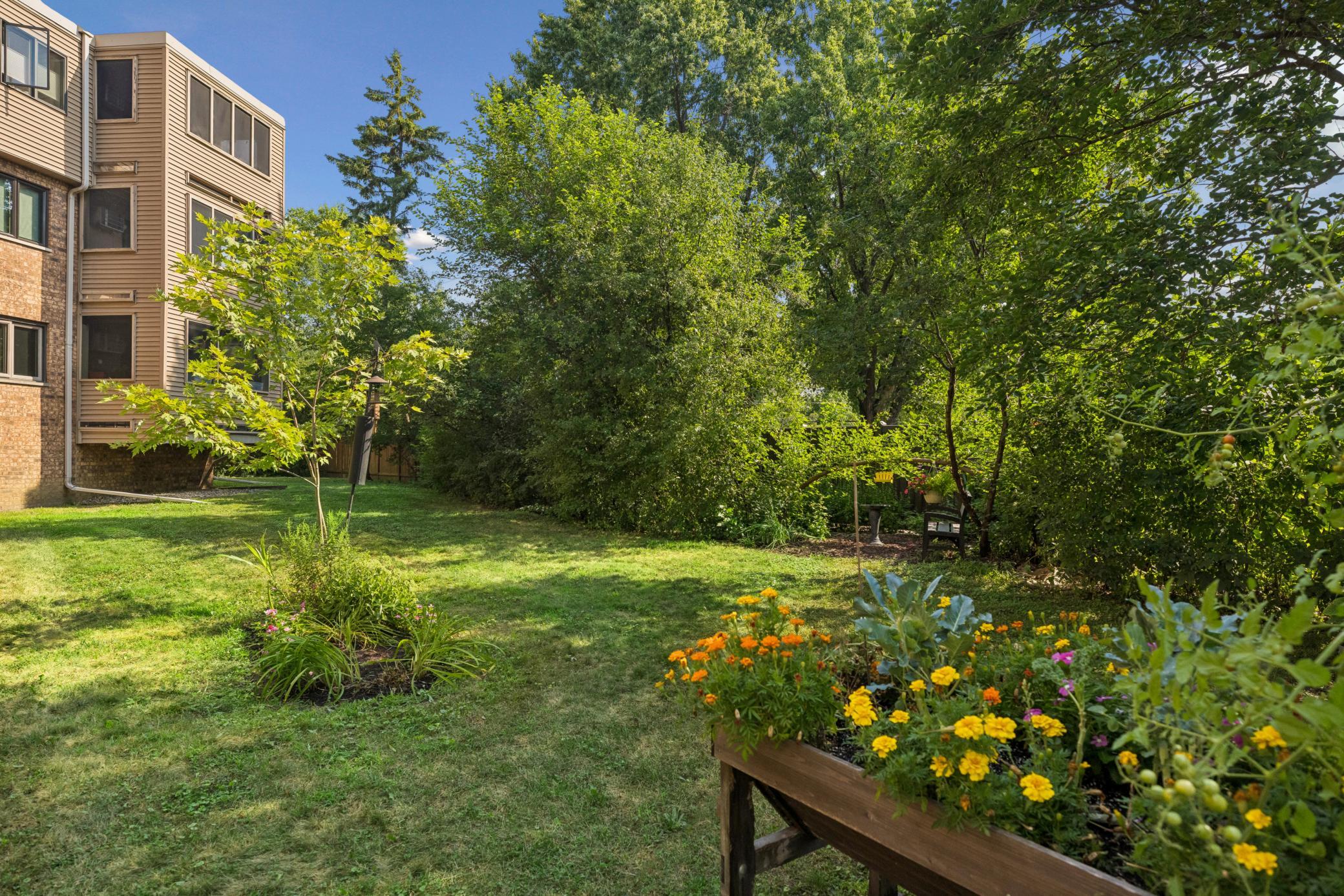 1034 Cleveland Avenue S Unit: 105