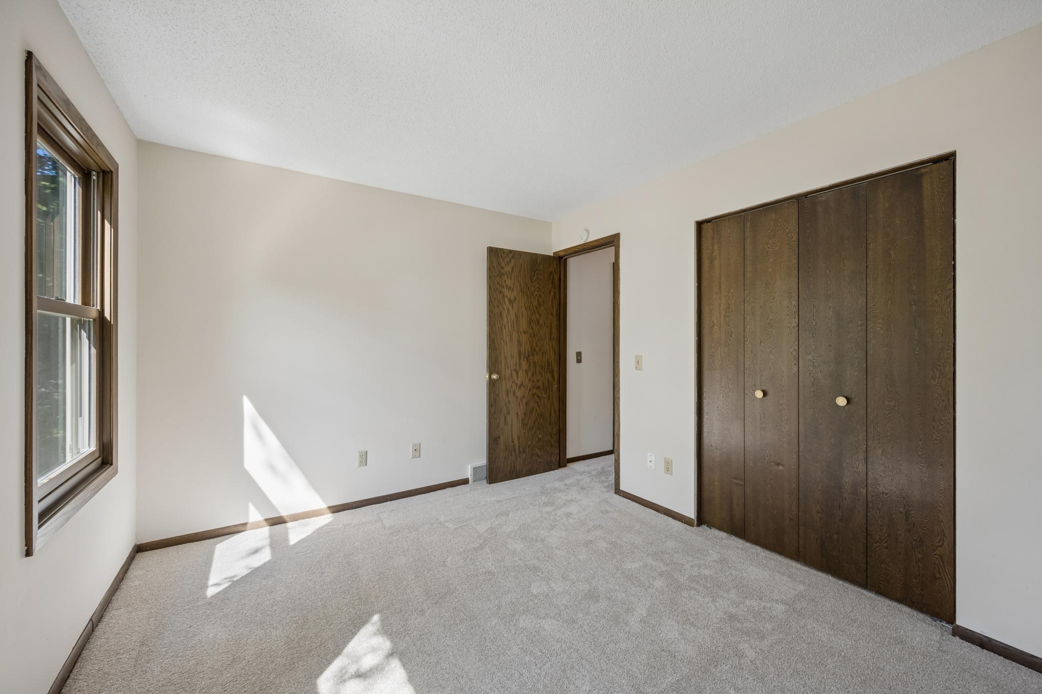 11110 39th Avenue N