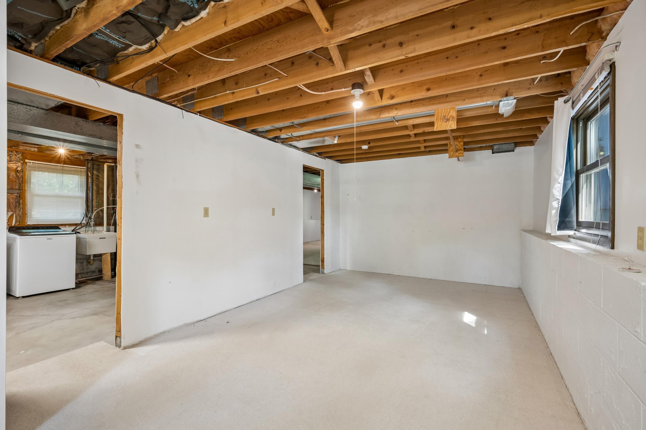 11110 39th Avenue N
