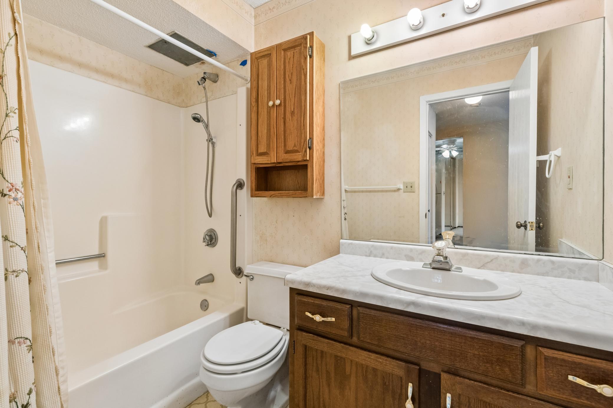1181 Edgcumbe Road Unit: 814