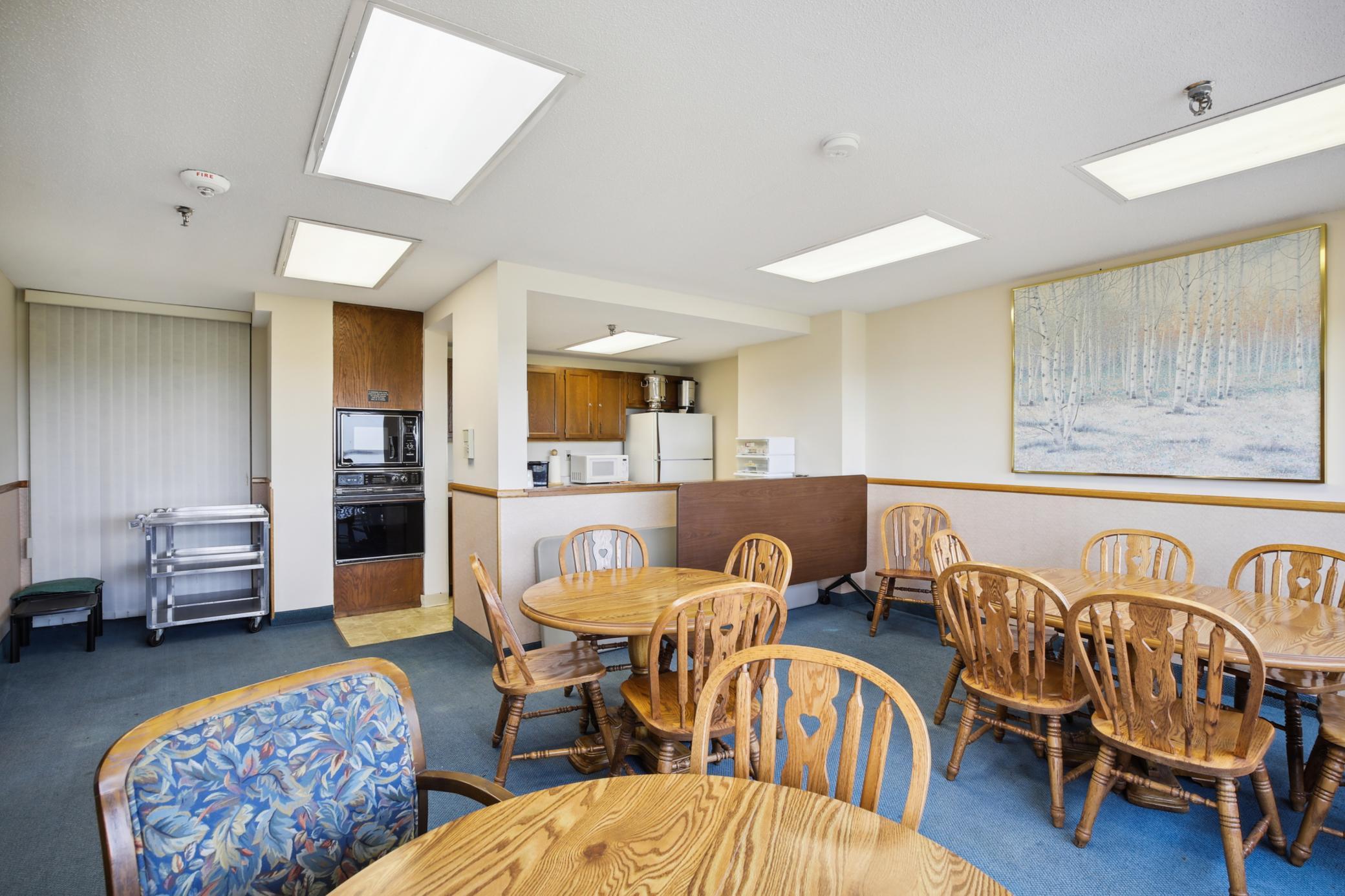 1181 Edgcumbe Road Unit: 814
