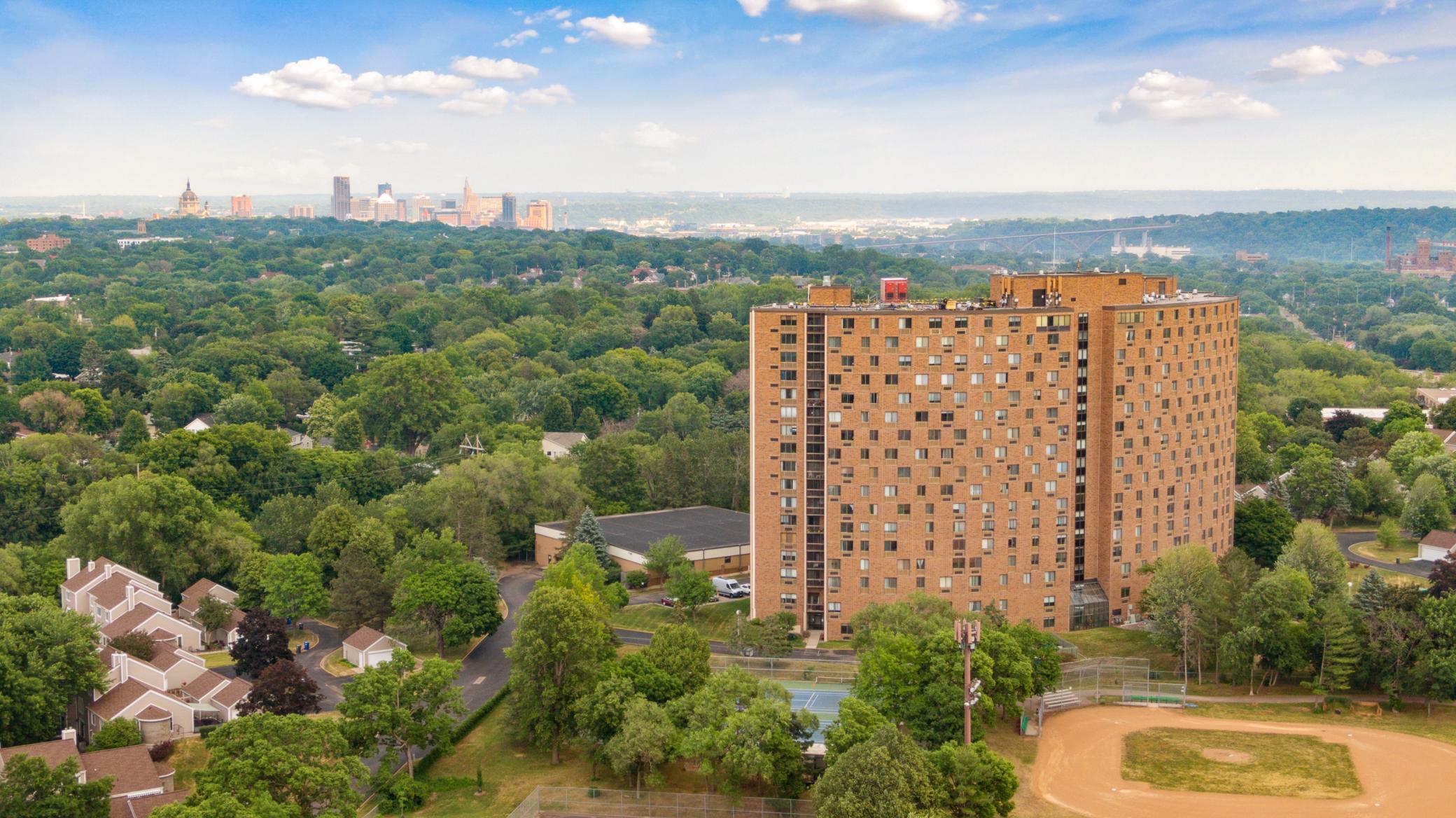 1181 Edgcumbe Road Unit: 814