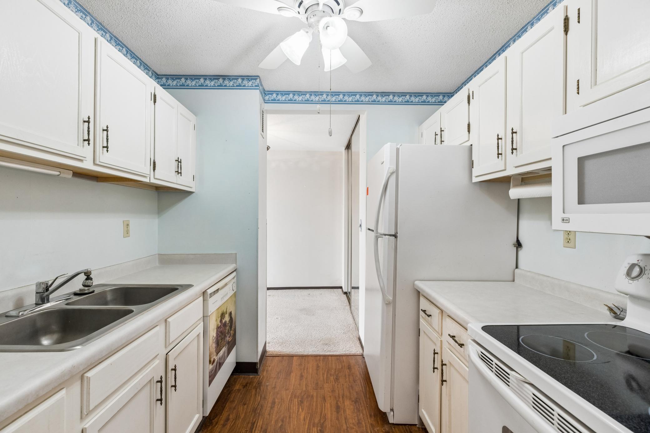 1181 Edgcumbe Road Unit: 814