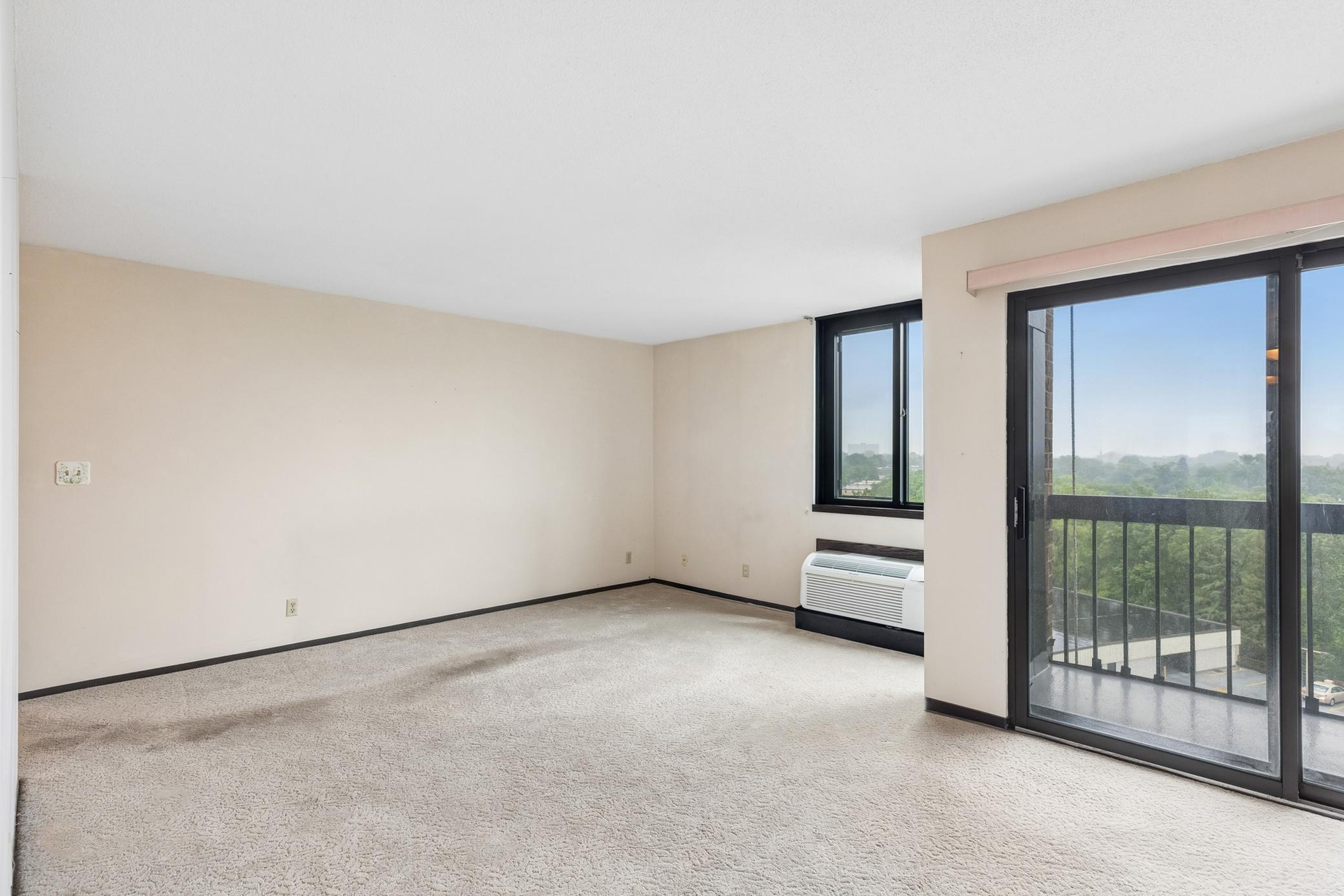 1181 Edgcumbe Road Unit: 814