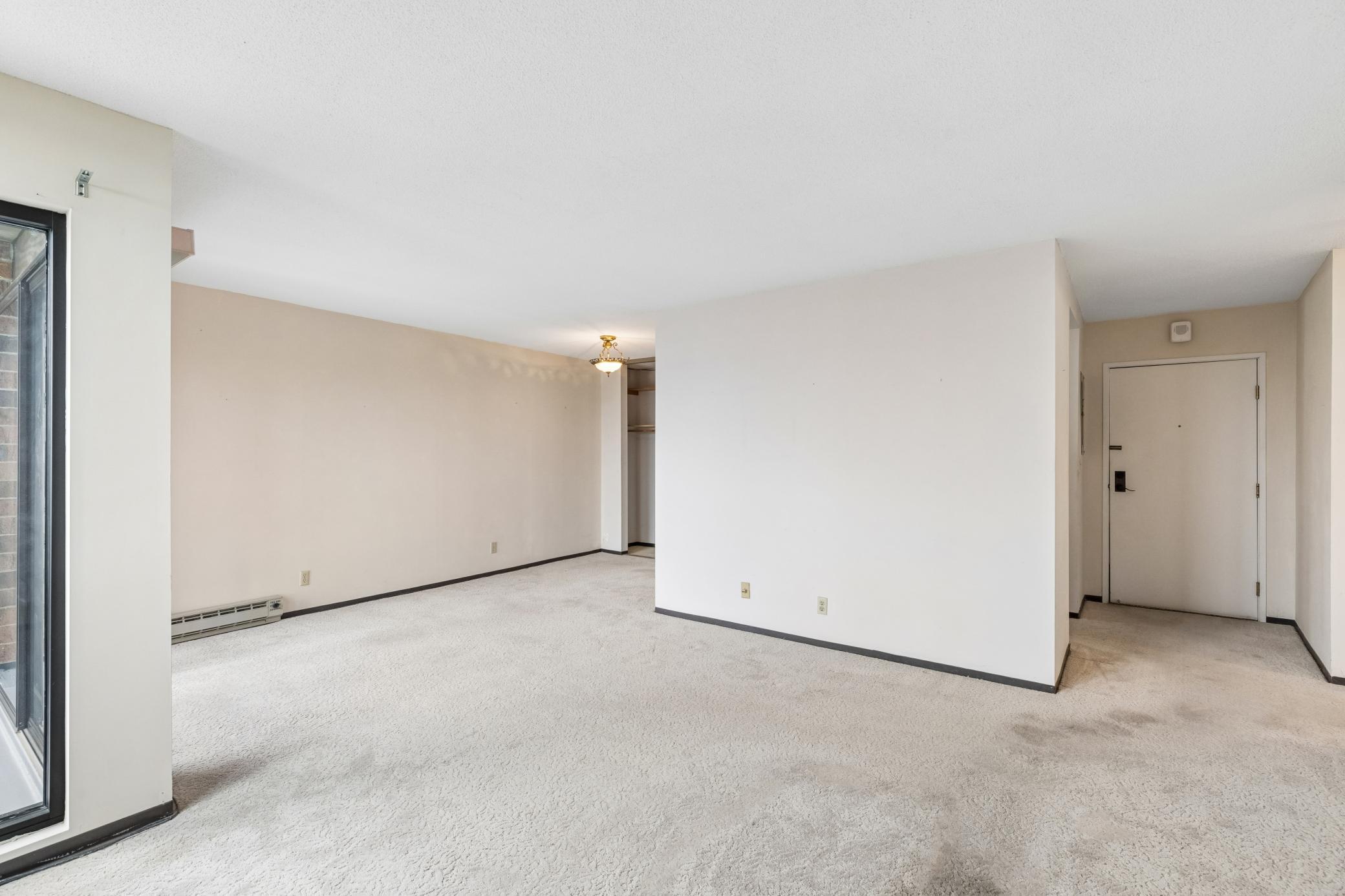 1181 Edgcumbe Road Unit: 814
