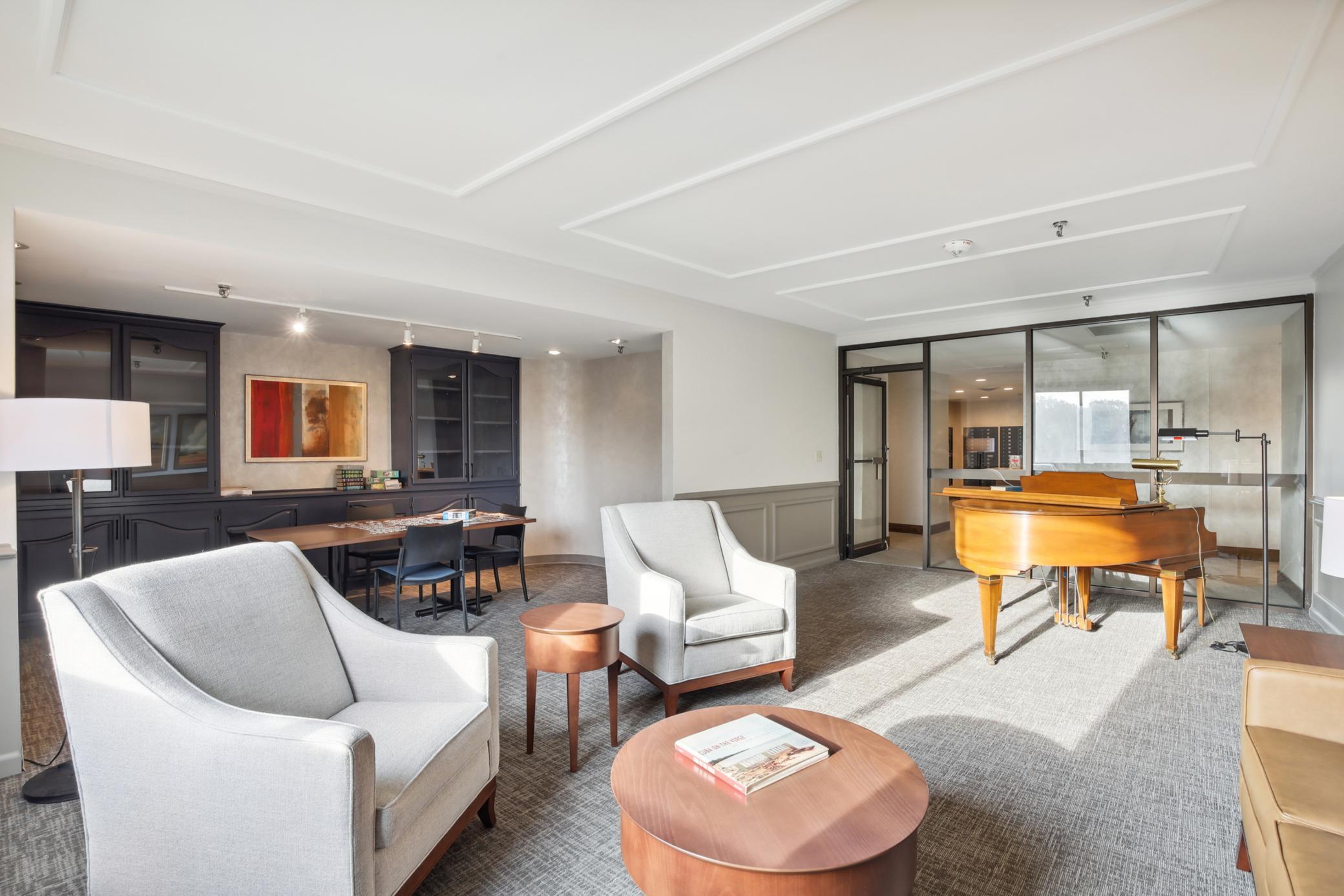 1181 Edgcumbe Road Unit: 814