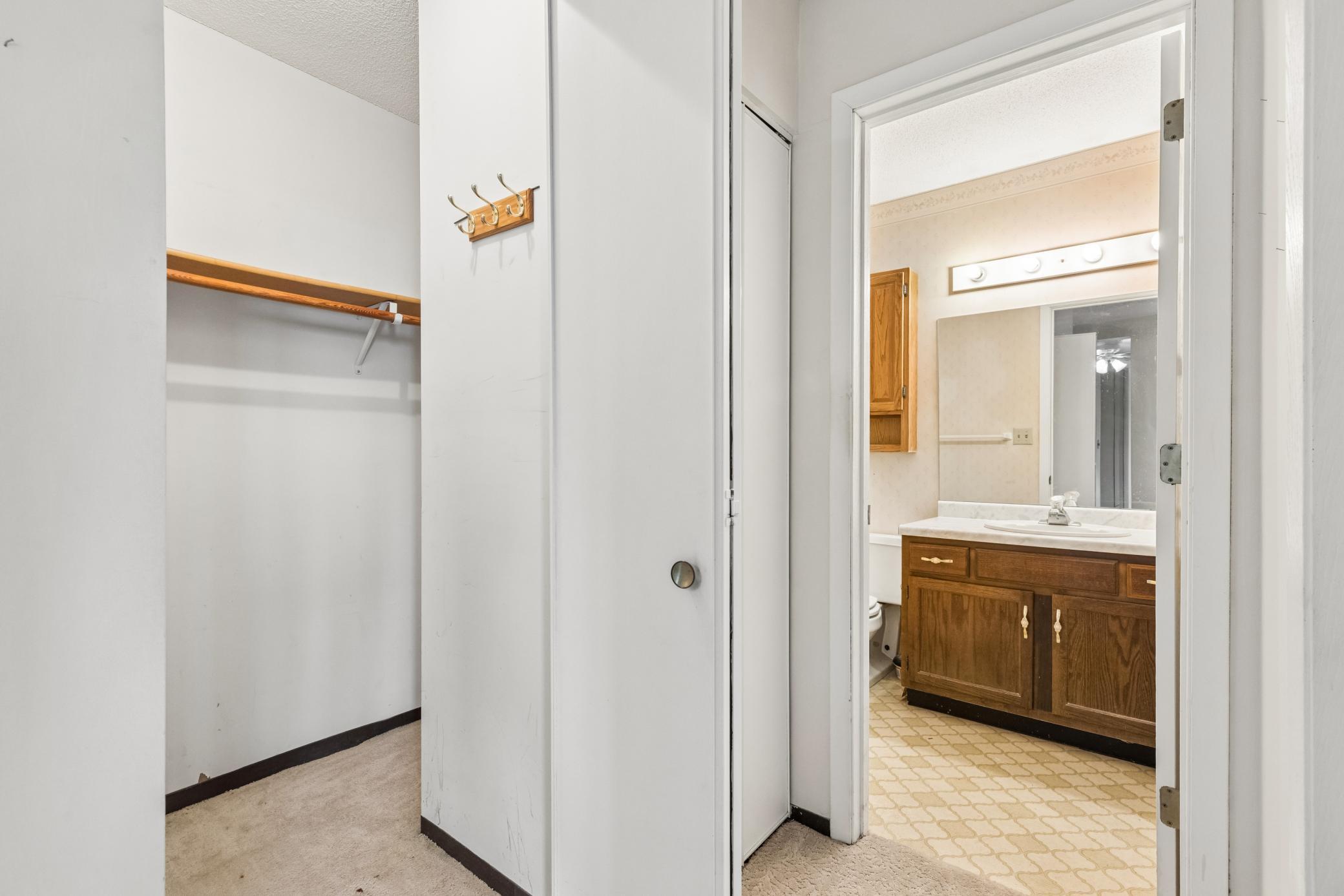 1181 Edgcumbe Road Unit: 814