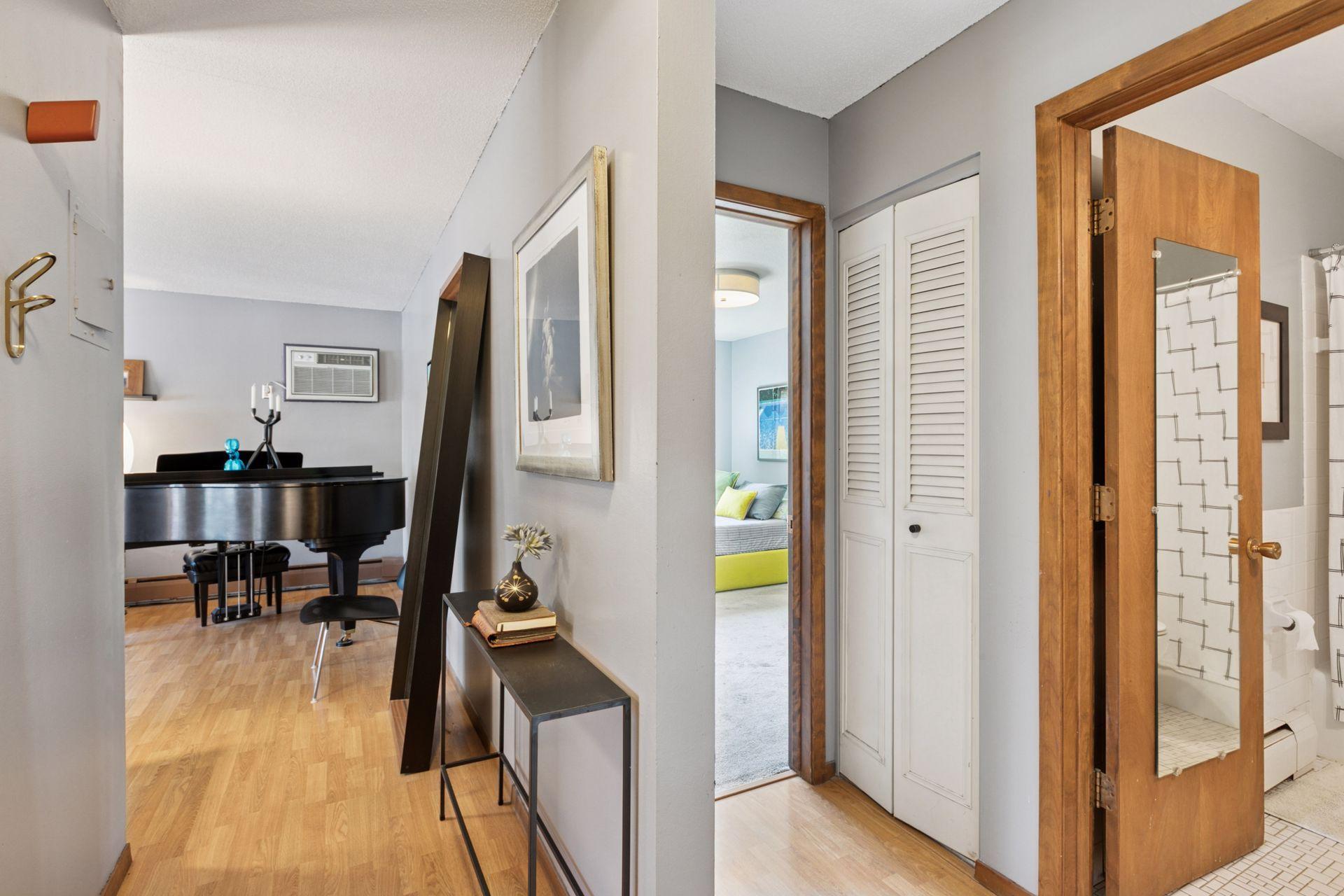 6222 W 35th Street Unit: 14