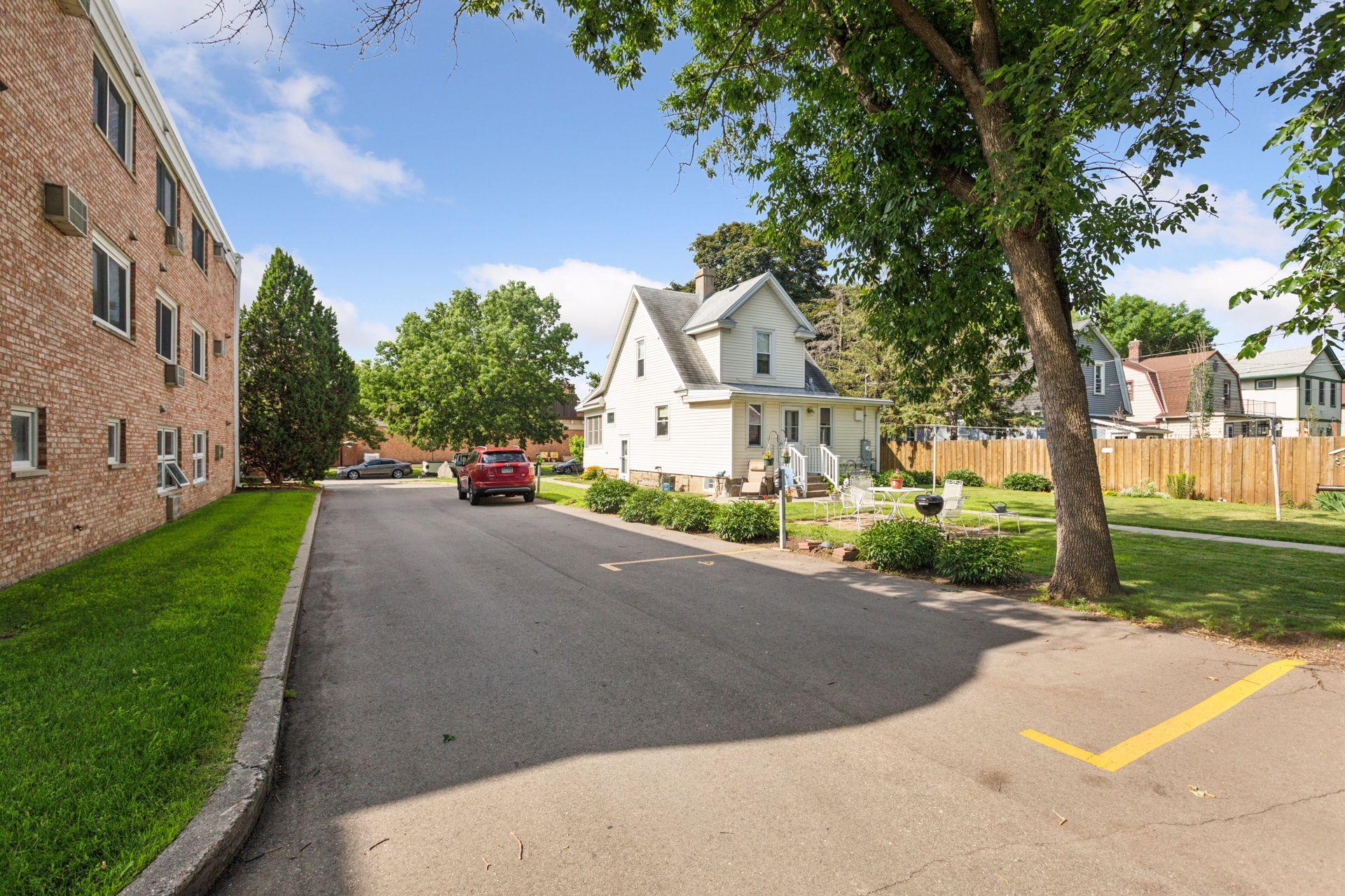 6222 W 35th Street Unit: 14