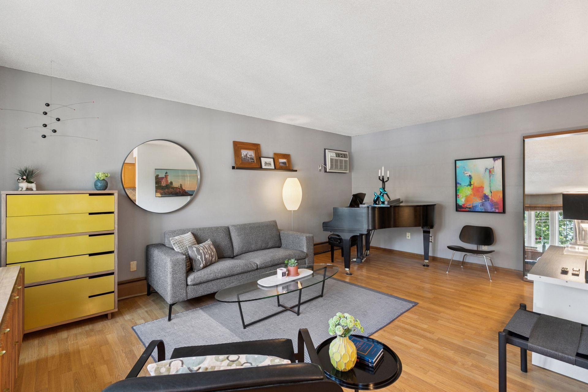 6222 W 35th Street Unit: 14