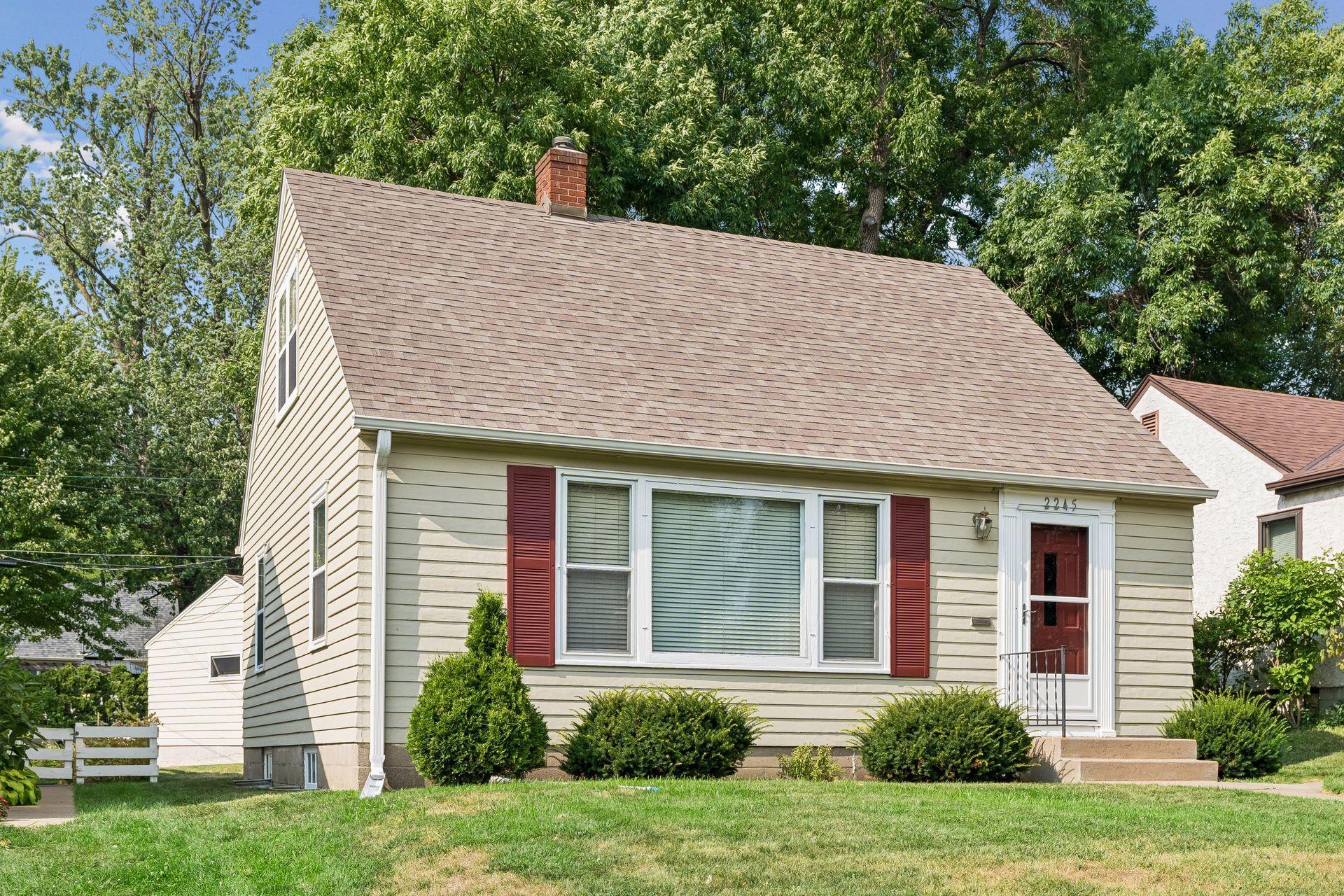 2245 Highland Parkway