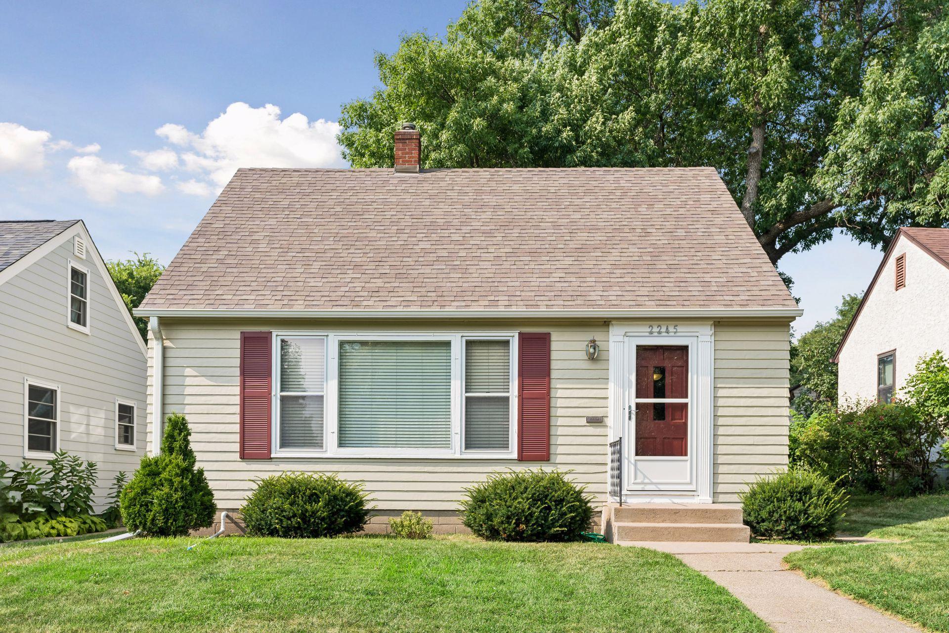 2245 Highland Parkway