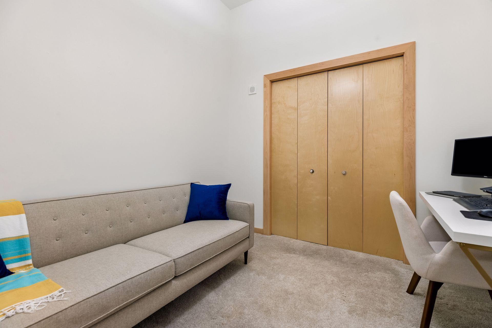 1120 S 2nd Street Unit: 102
