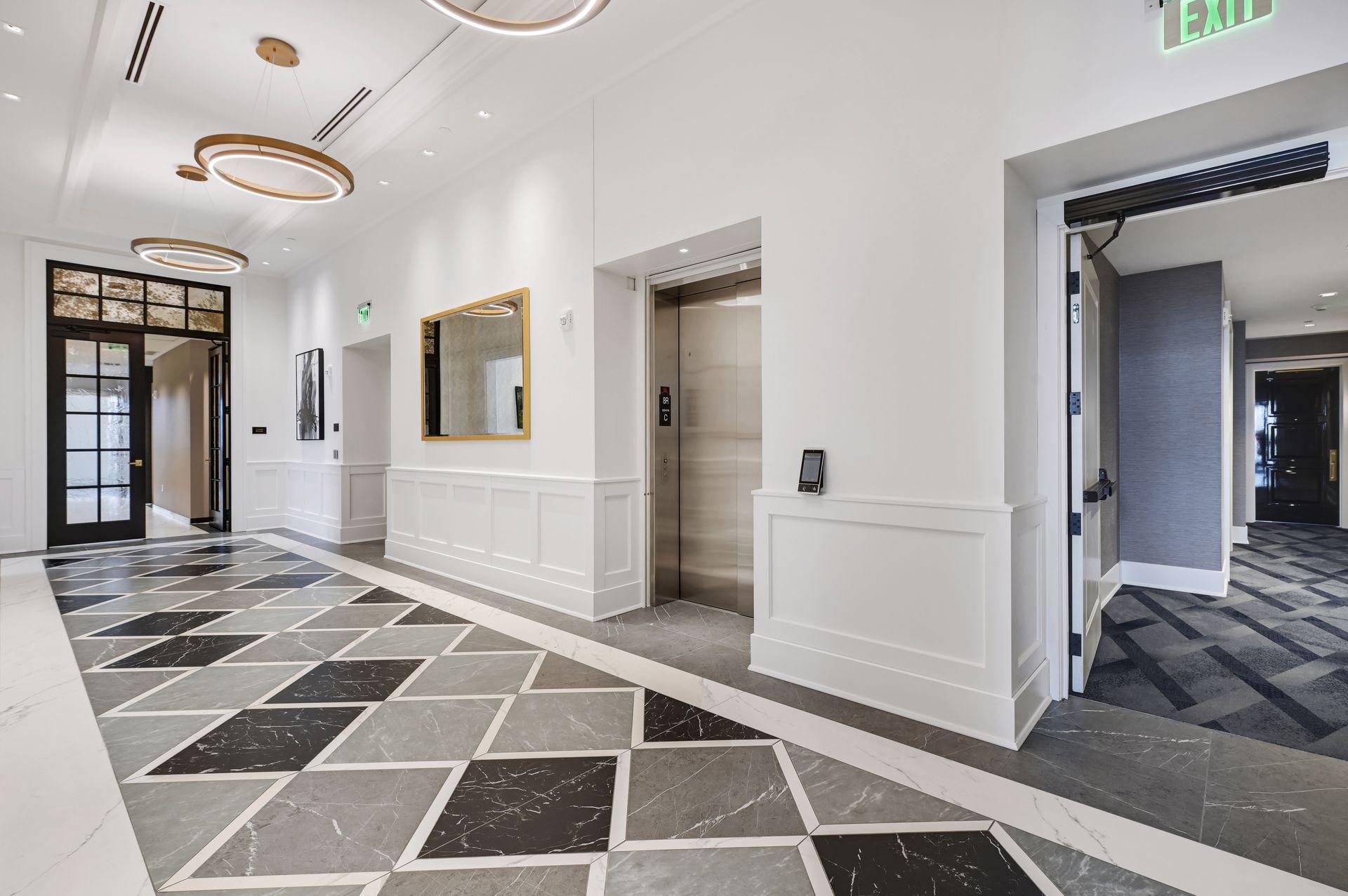 1111 W River Parkway Unit: 15E