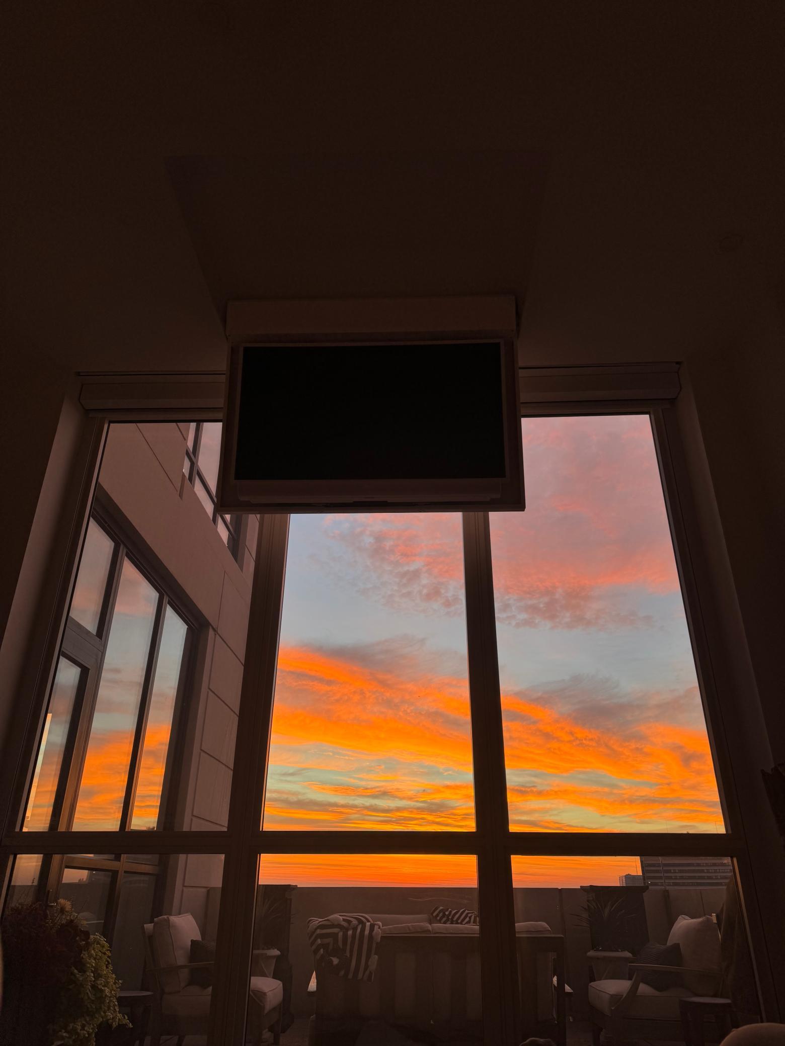 1111 W River Parkway Unit: 15E