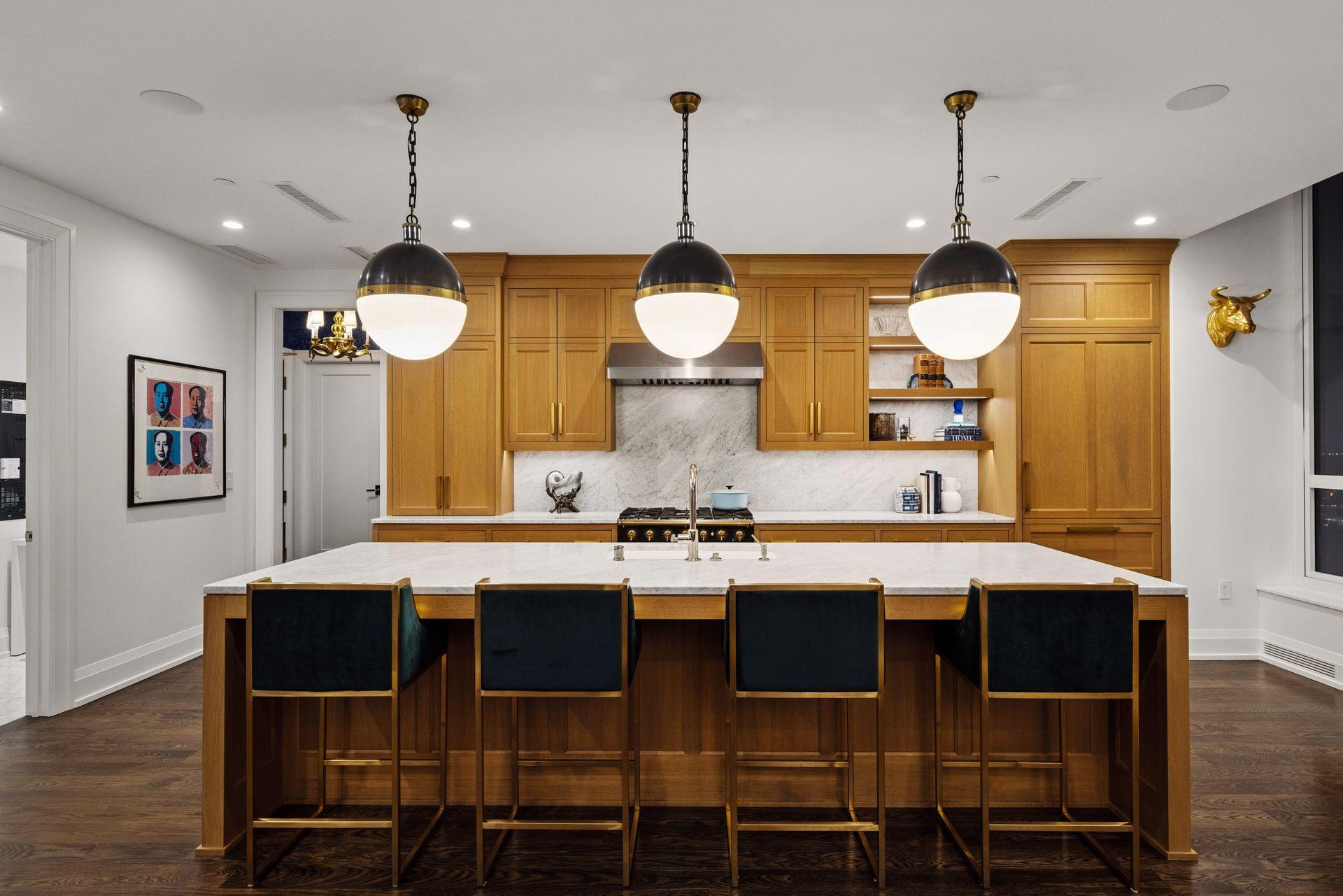 1111 W River Parkway Unit: 15E