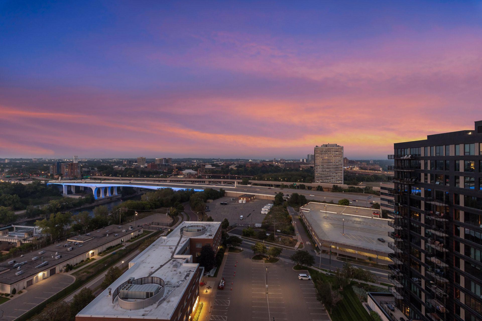 1111 W River Parkway Unit: 15E