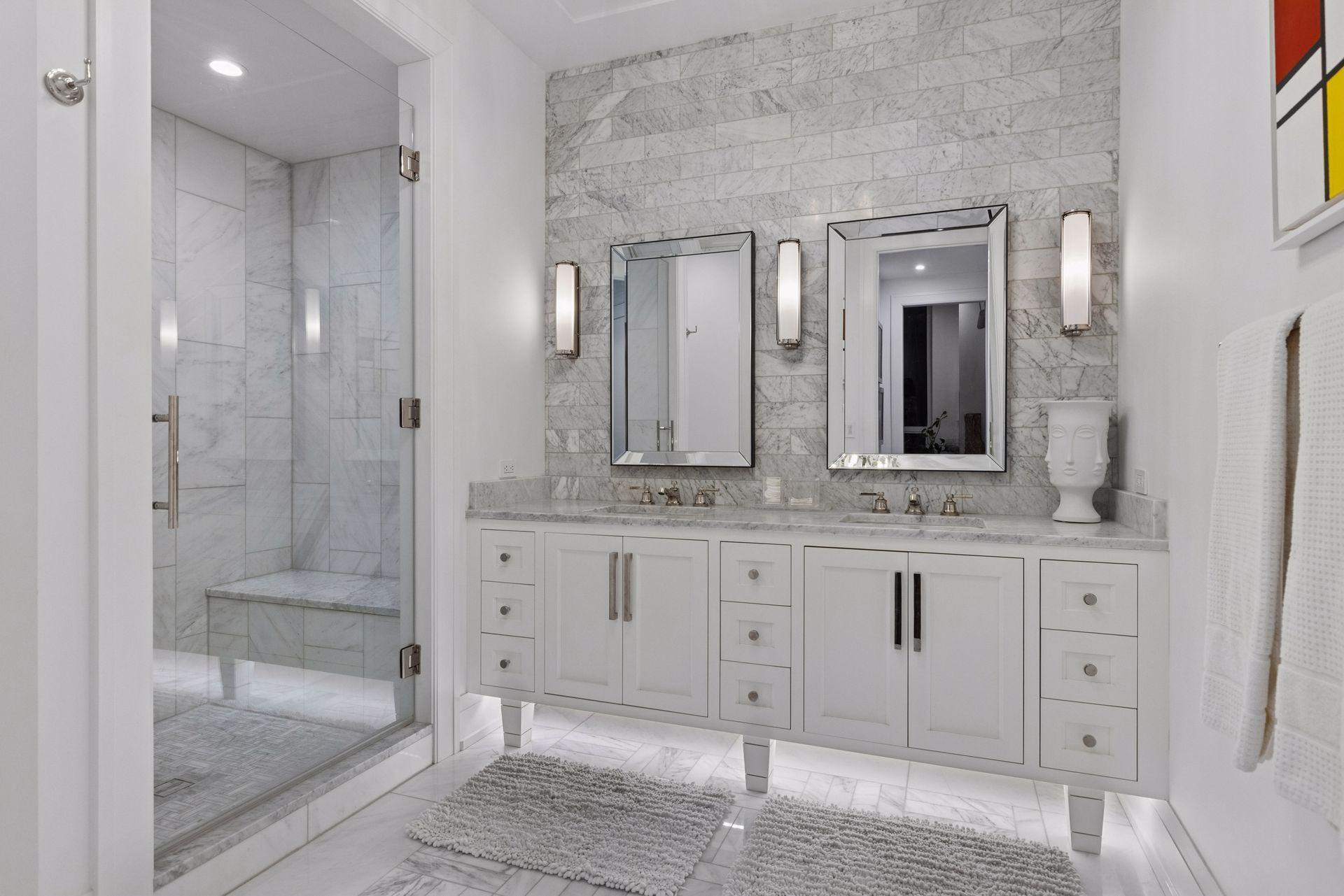 1111 W River Parkway Unit: 15E