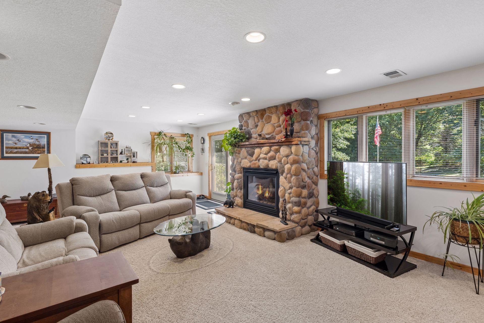 3180 Cuneen Trail
