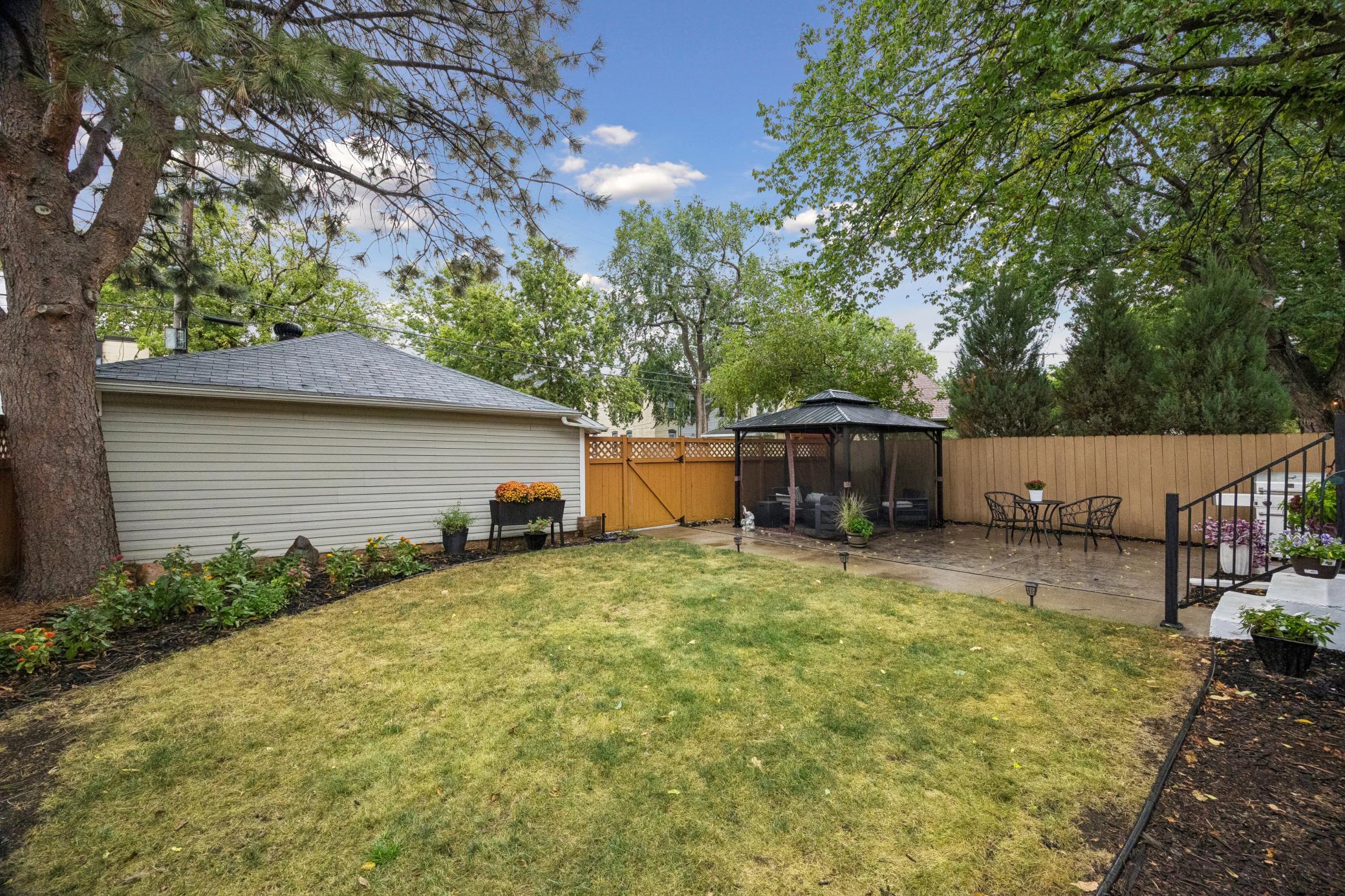 3015 Colfax Avenue S