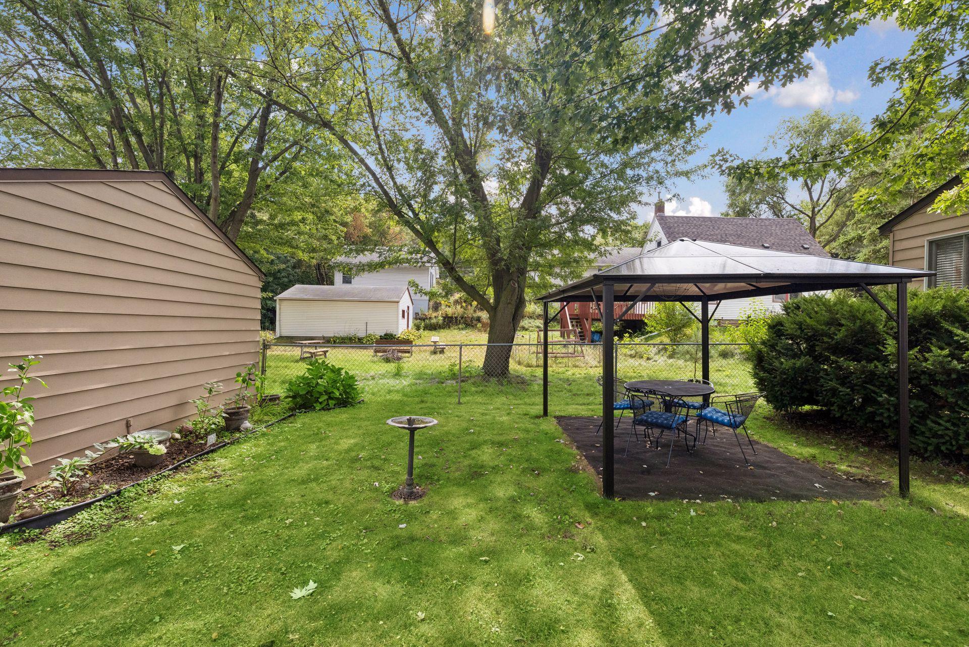 1190 Ottawa Avenue