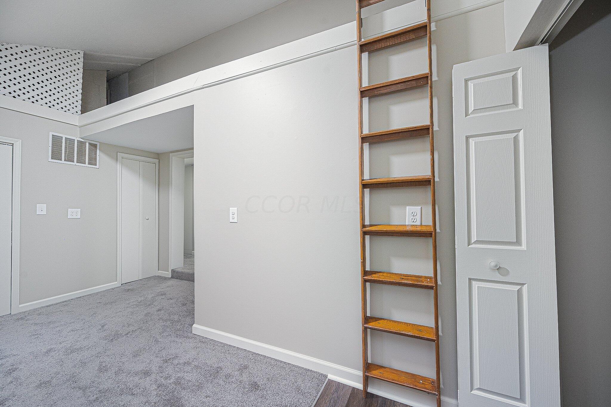 6120 Sponagle Road SE