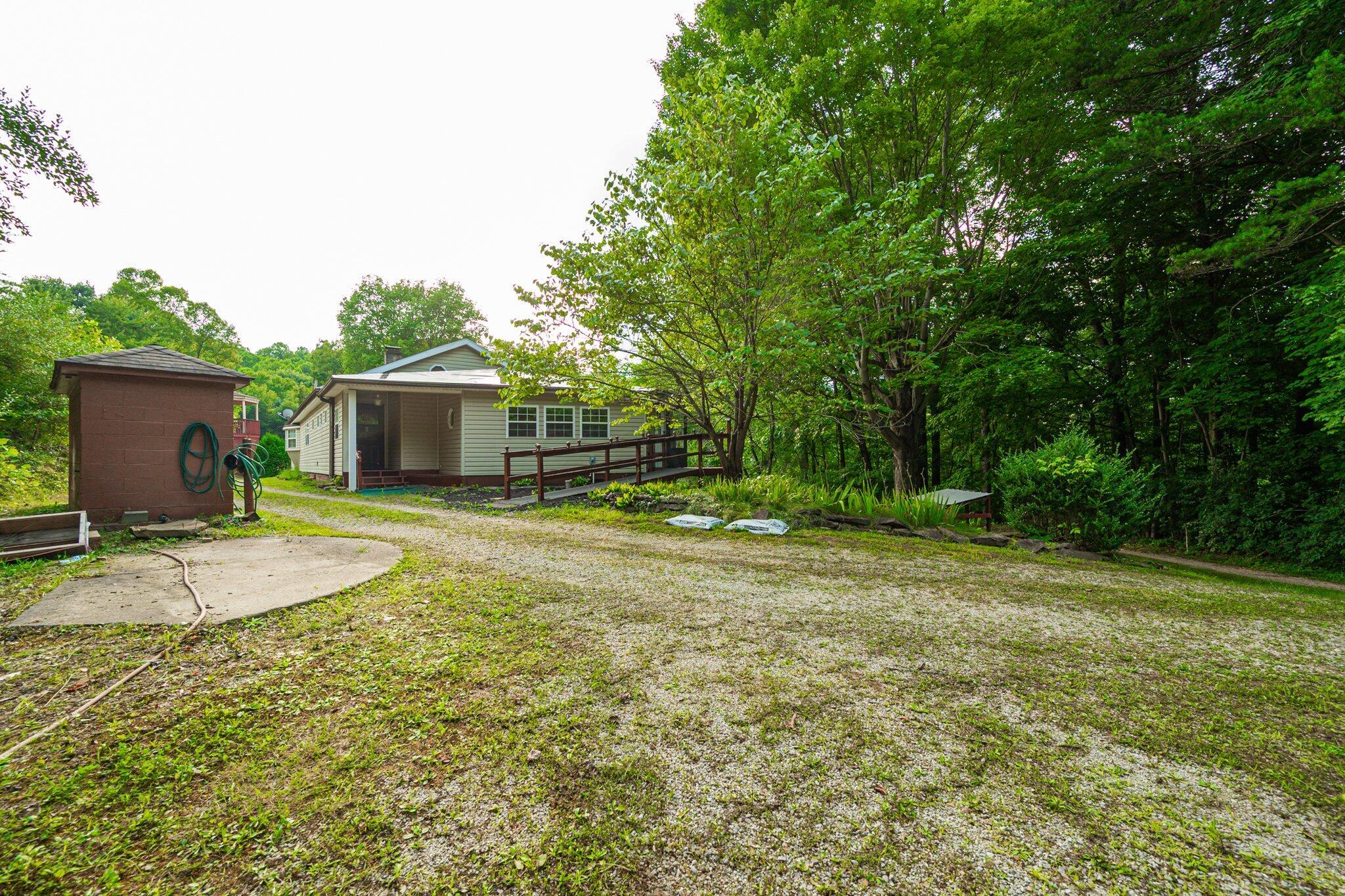 6120 Sponagle Road SE