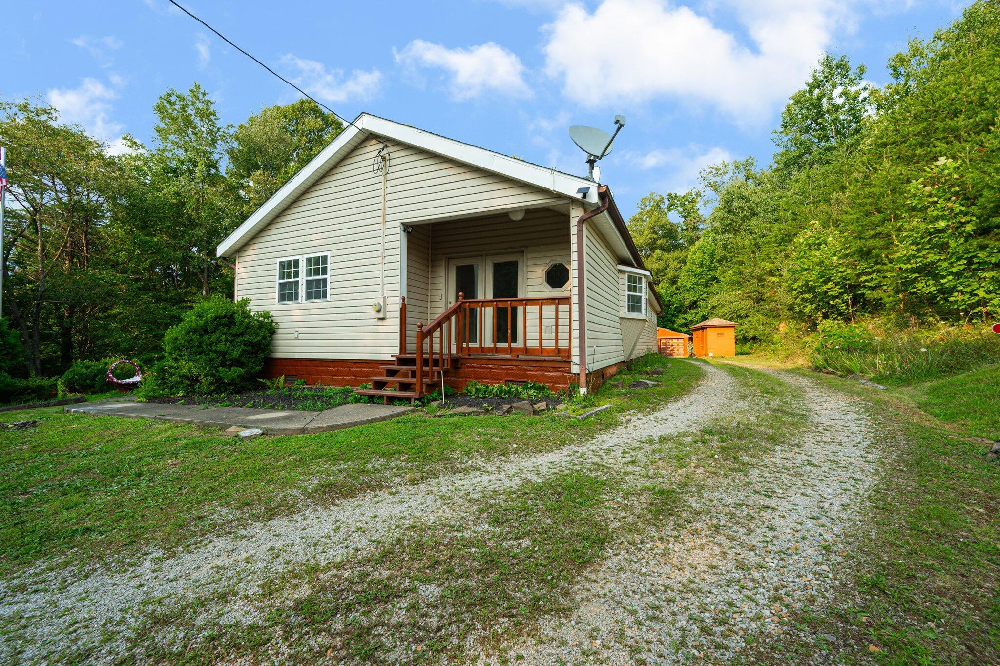 6120 Sponagle Road SE