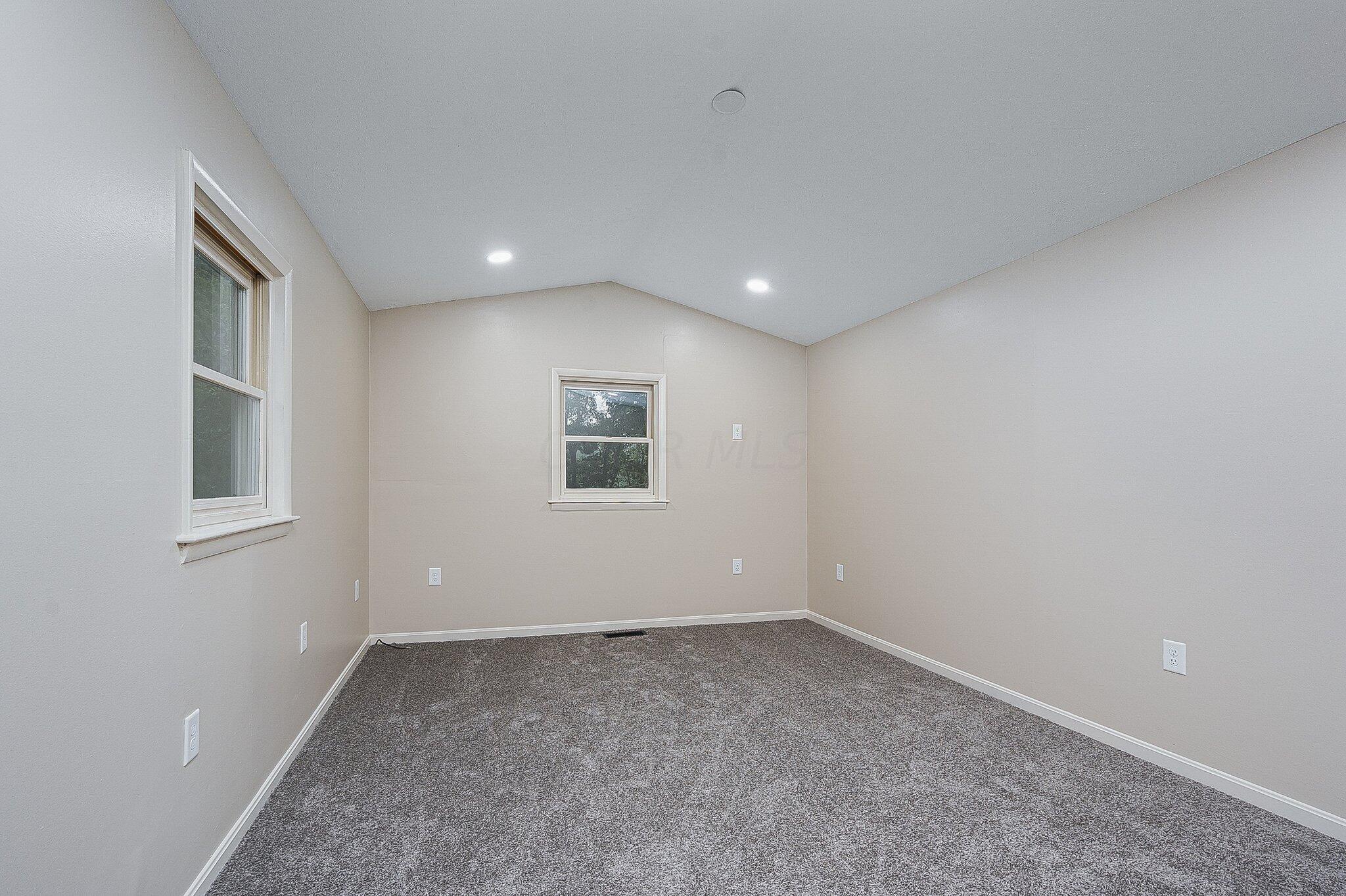 6120 Sponagle Road SE