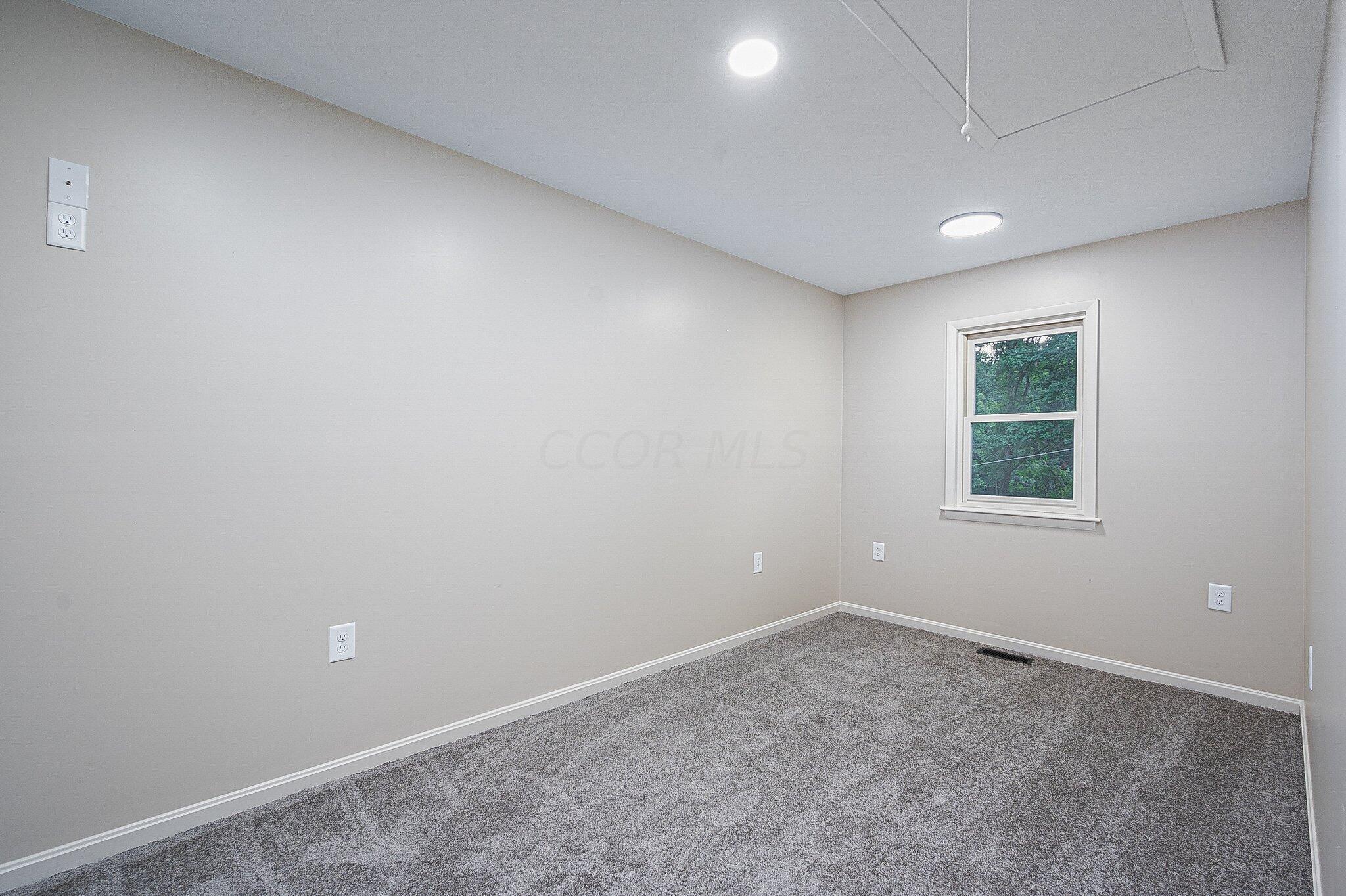 6120 Sponagle Road SE