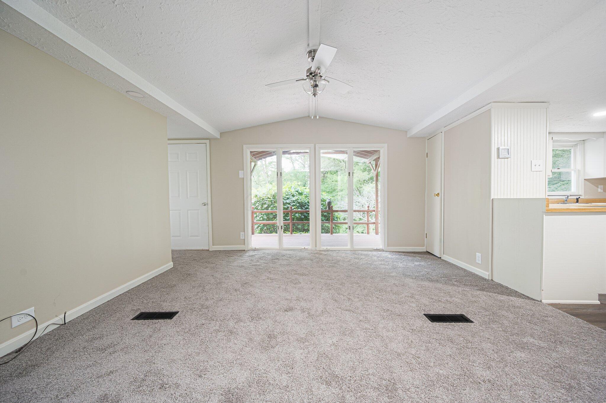 6120 Sponagle Road SE