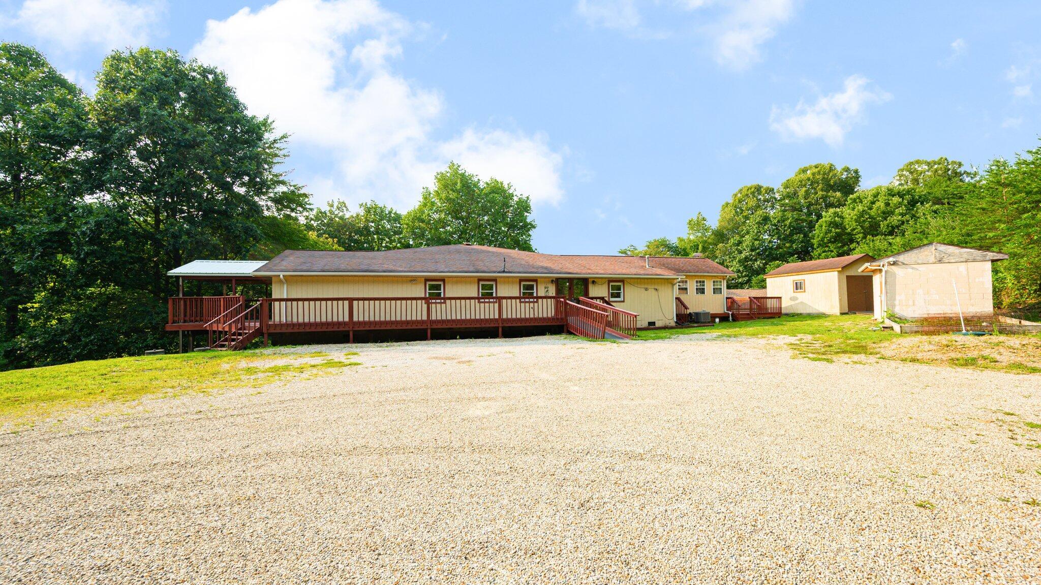 6120 Sponagle Road SE