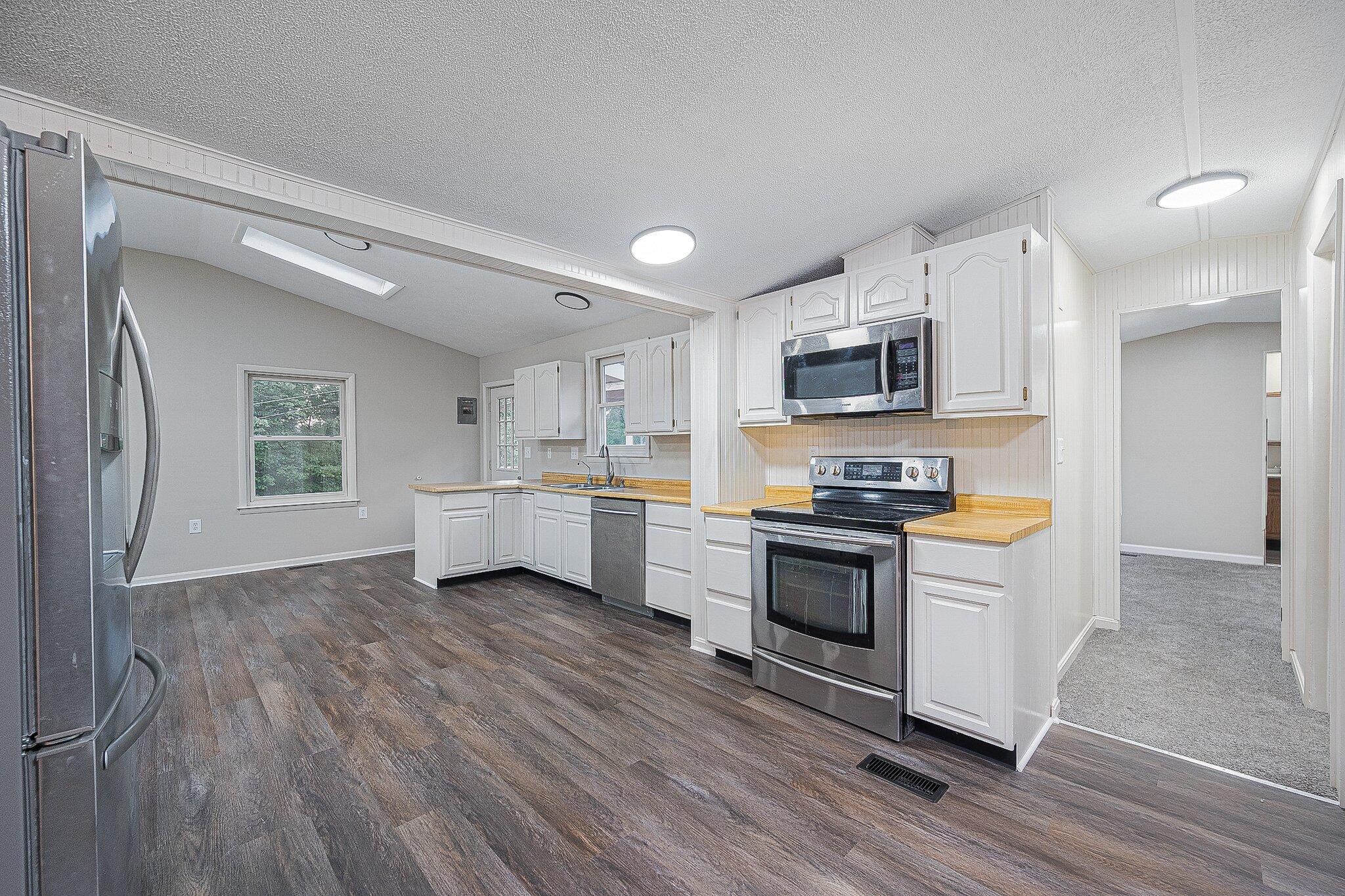 6120 Sponagle Road SE