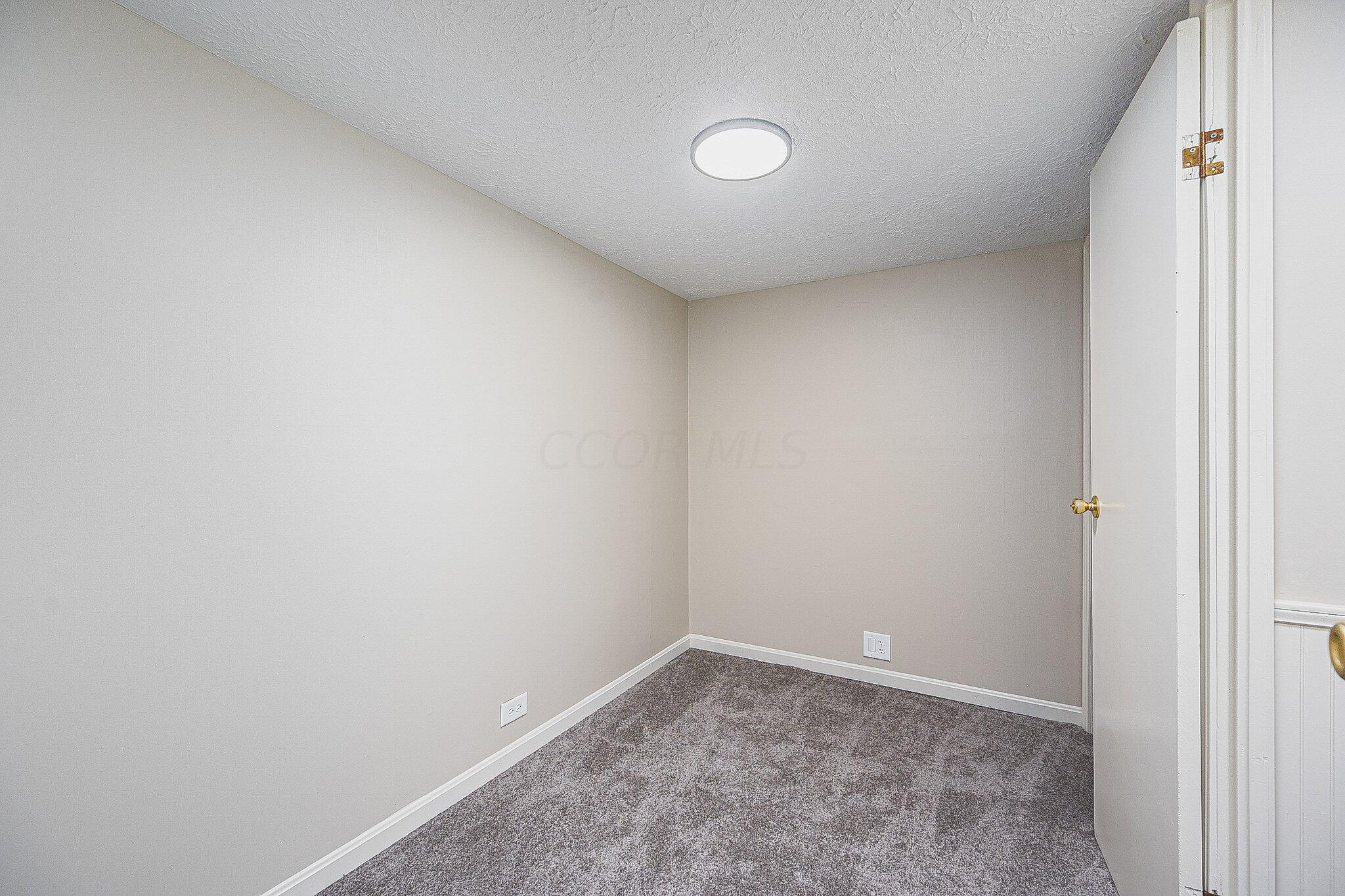 6120 Sponagle Road SE