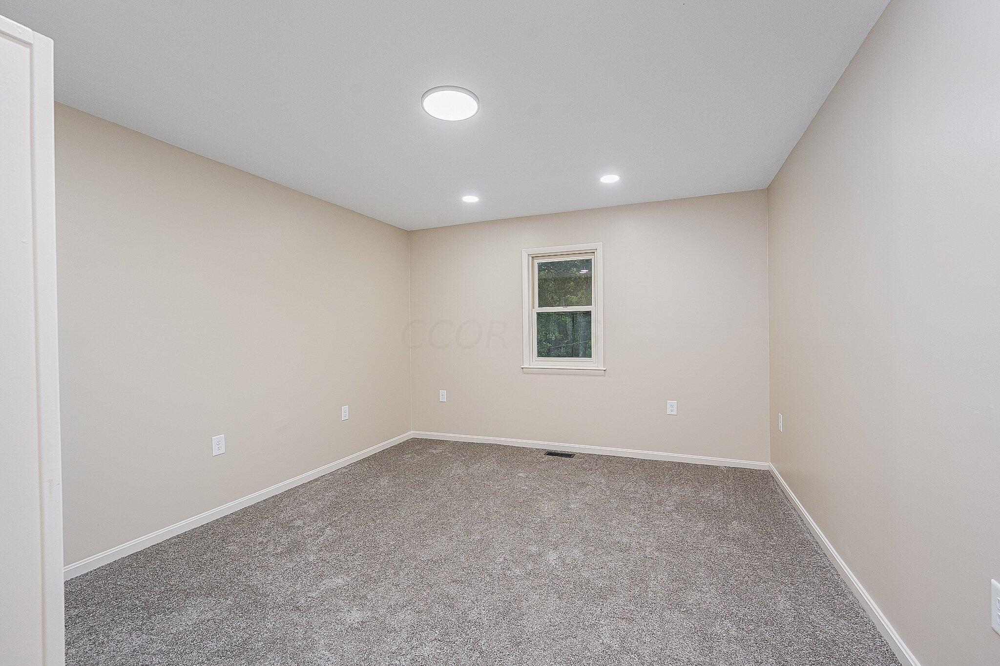 6120 Sponagle Road SE