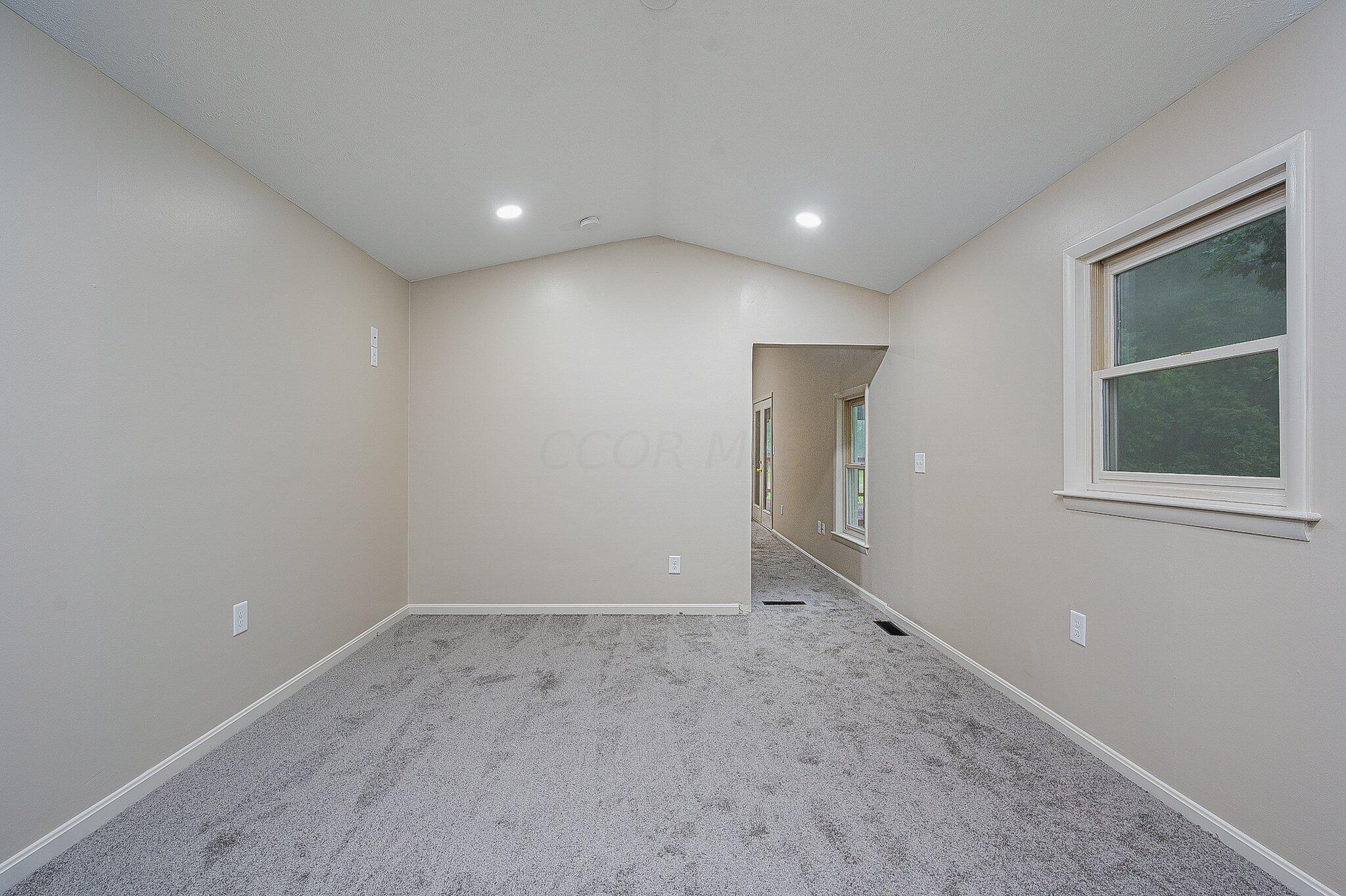 6120 Sponagle Road SE