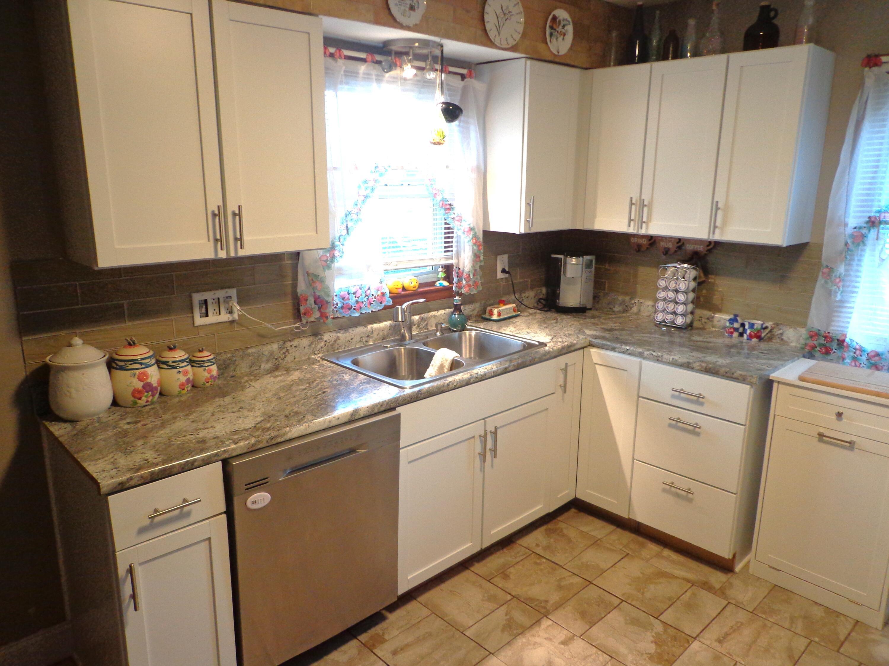 3925 Old Logan Road SE