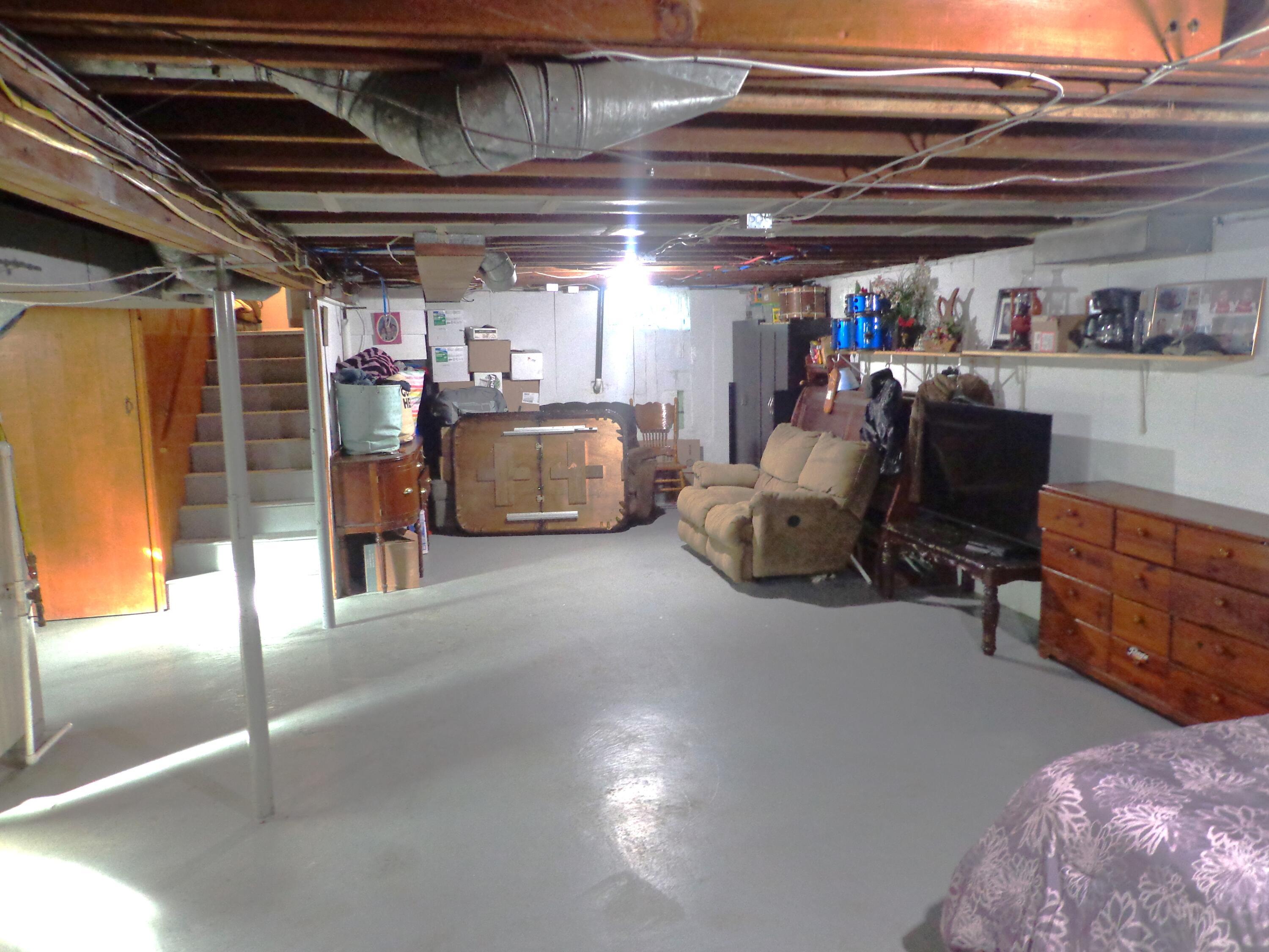 3925 Old Logan Road SE