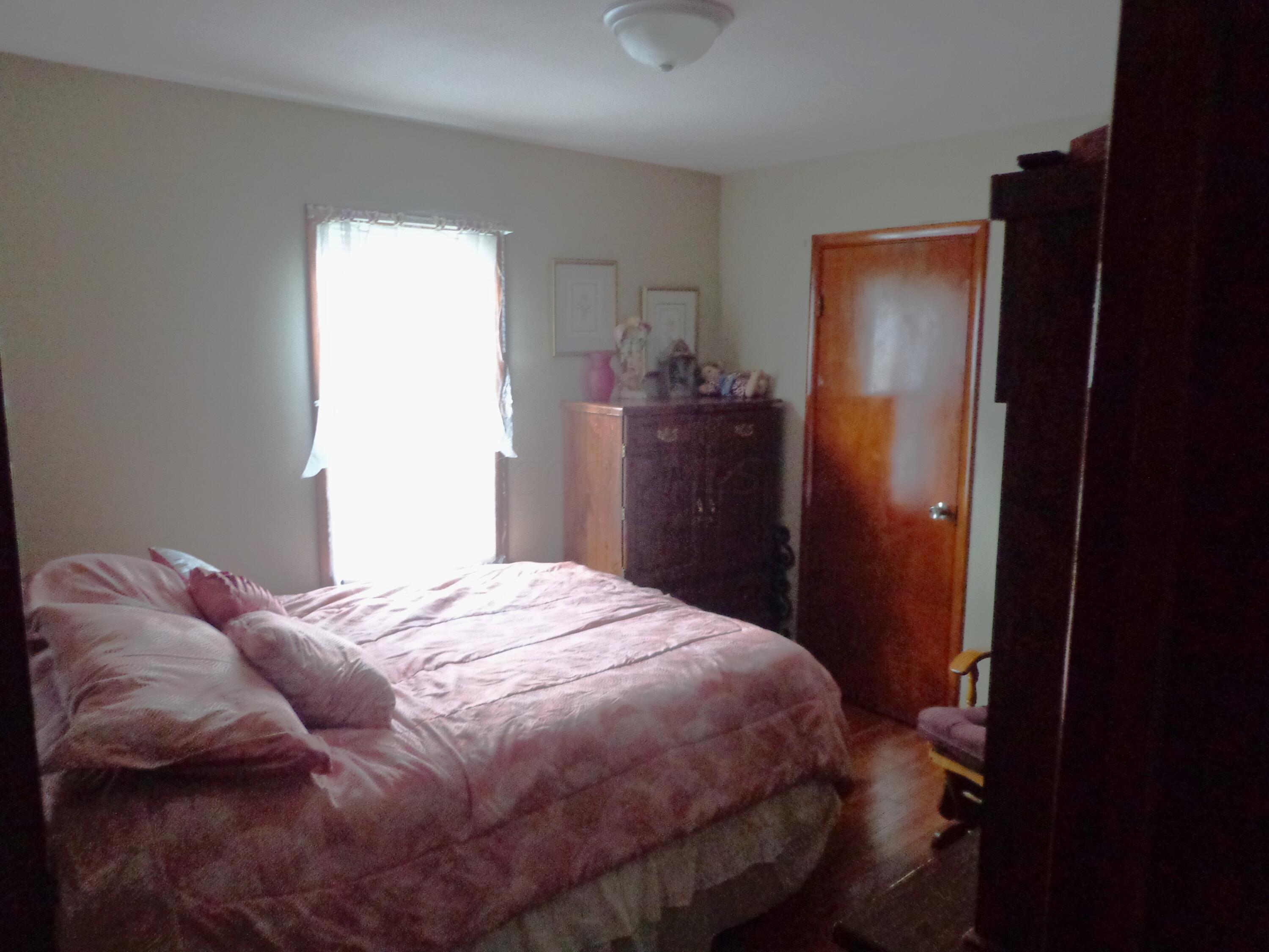 3925 Old Logan Road SE